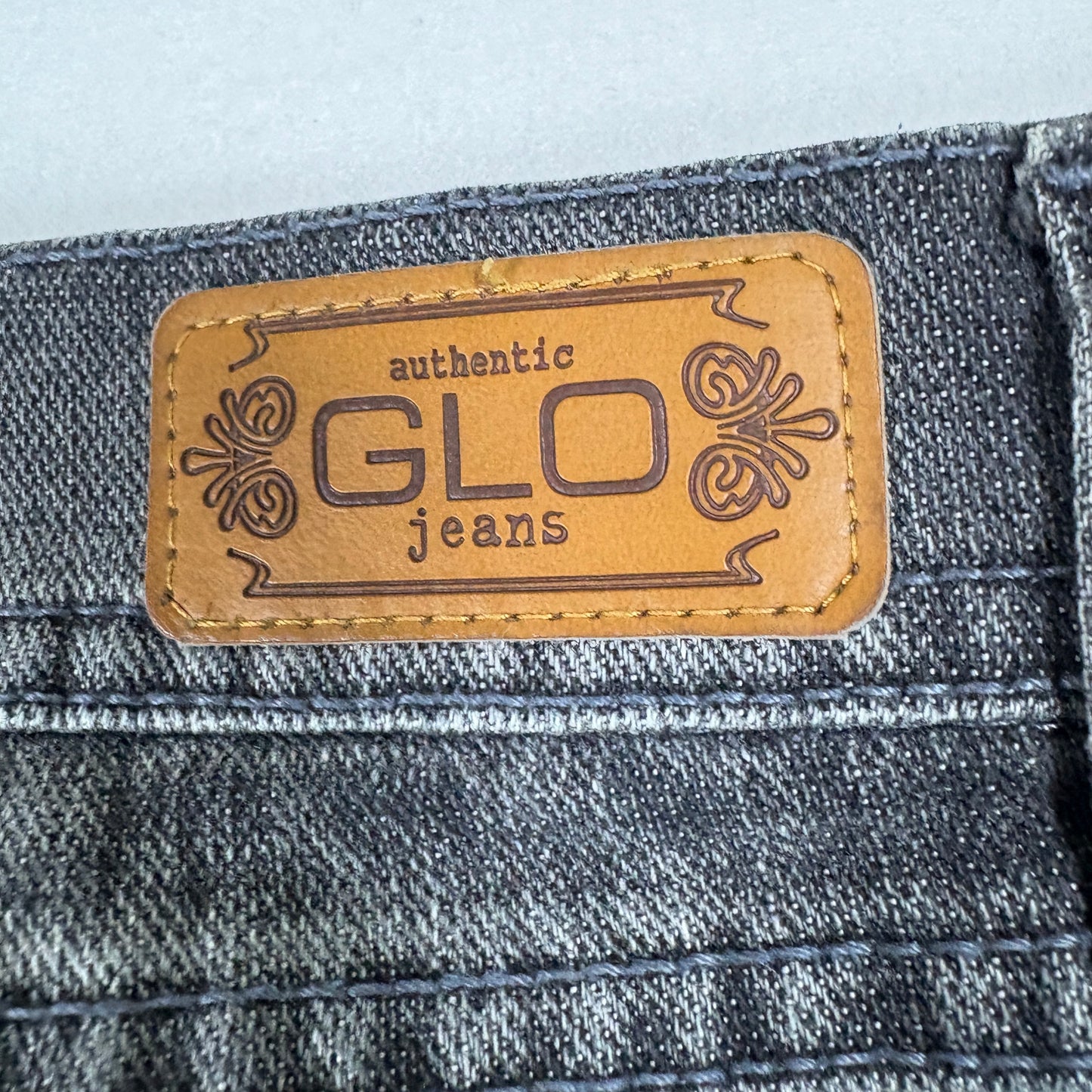 GLO Womens Jeans Size 11 Gray Wash Bootcut Denim Y2K 90s Grunge Distressed