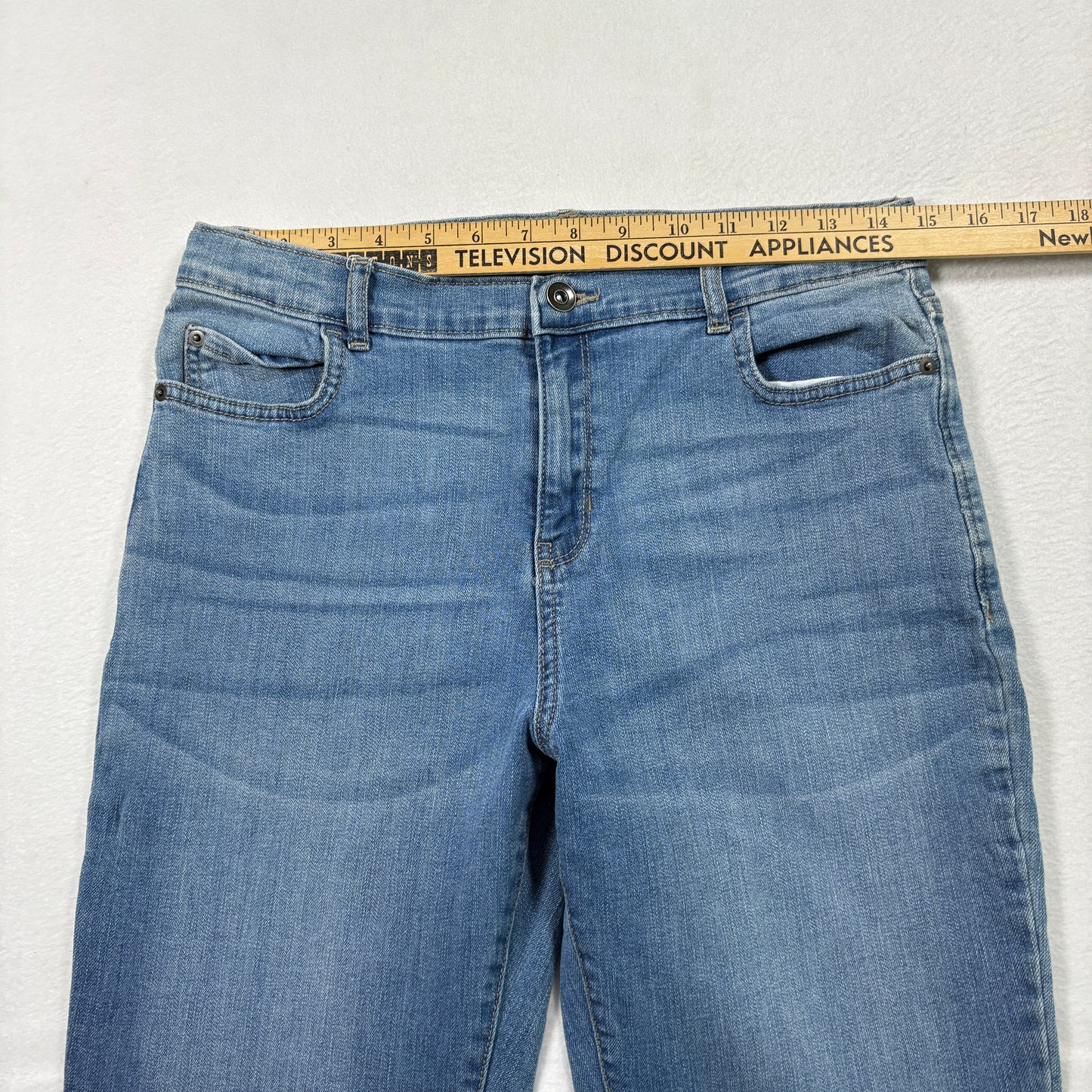 The Childrens Place Boys Jeans Size 18 Straight Stretch Denim Blue Wash Casual