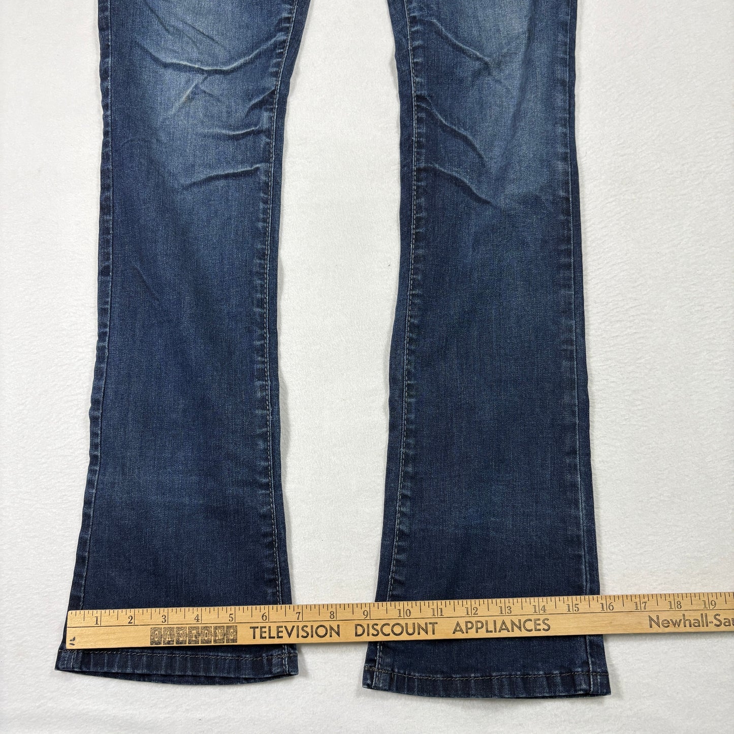 Guess Womens Jeans Starlet Straight Leg Blue Denim Size 30 Studded Skull Y2K