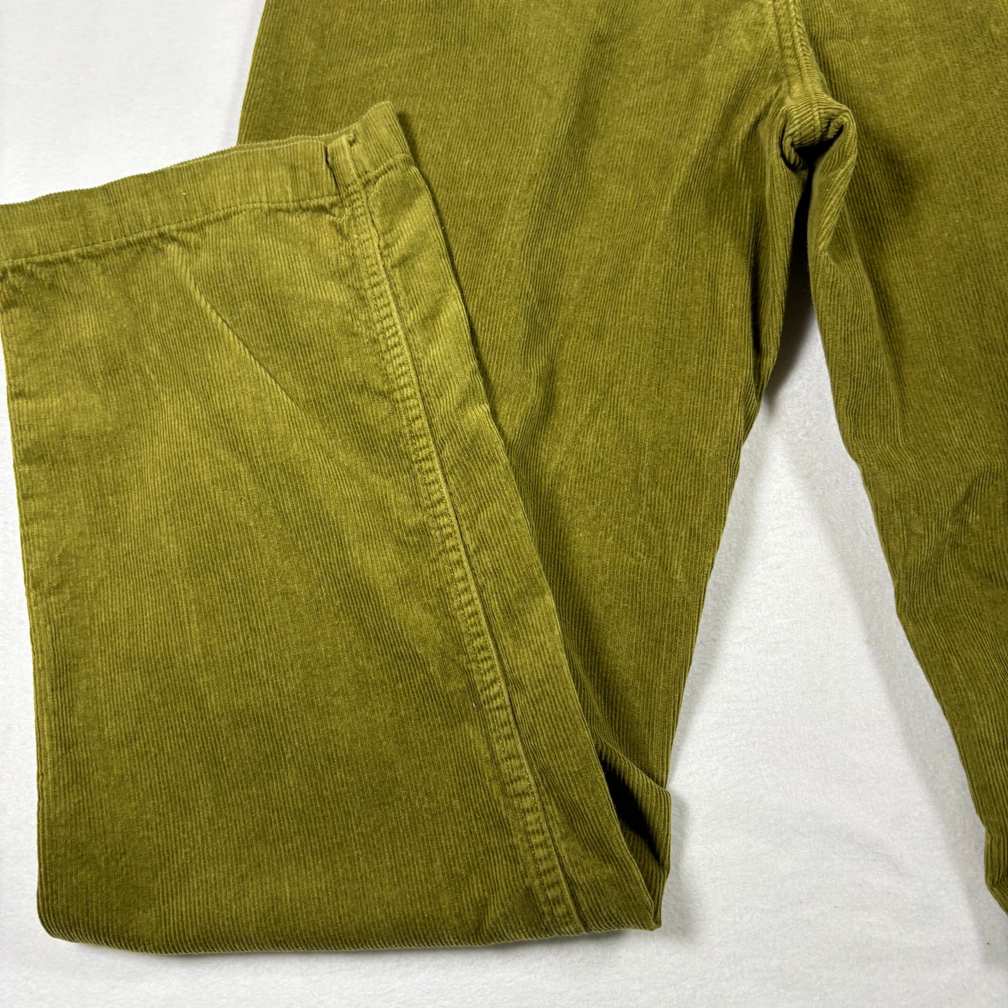 Vans Mens Pants 34 Authentic Chino Relaxed Fit Olive Green Corduroy Skate Y2K
