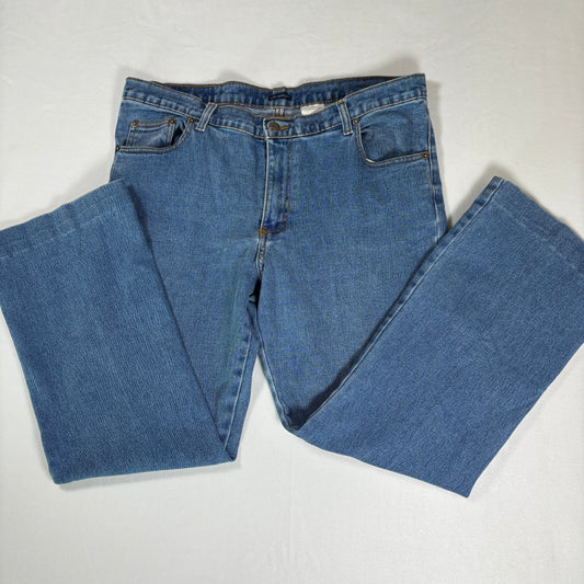 Jordache Women’s 15/16 Stretch Light Wash Bootcut Jeans Blue Denim Baggy Fit