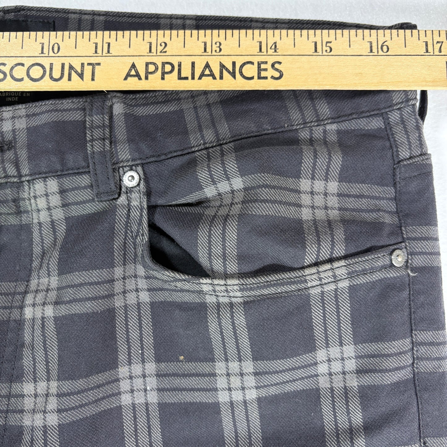 H&M Men’s 33 Skinny Fit Plaid Pants Gray Black Stretch Tartan Check Trousers