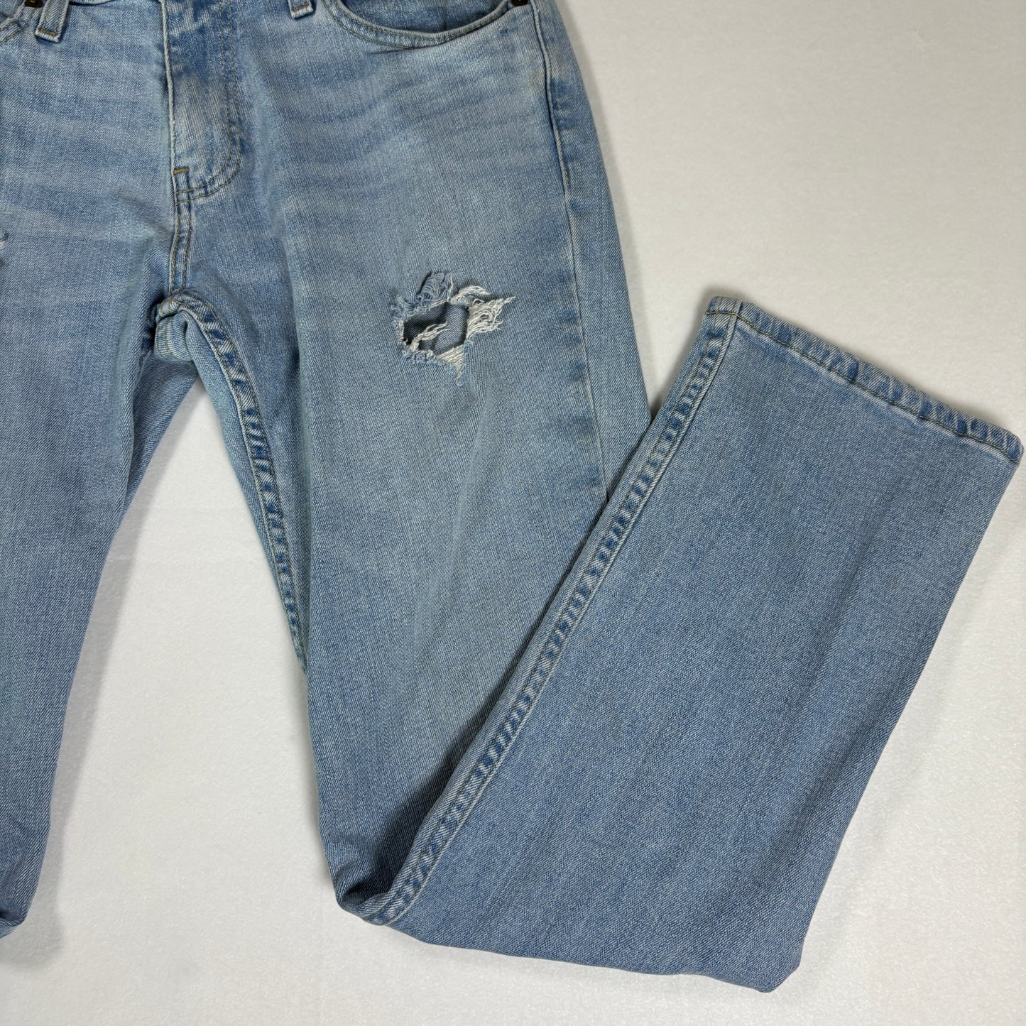 Hollister Men’s 30x30 Light Wash Distressed Jeans Ripped Denim Straight Fit