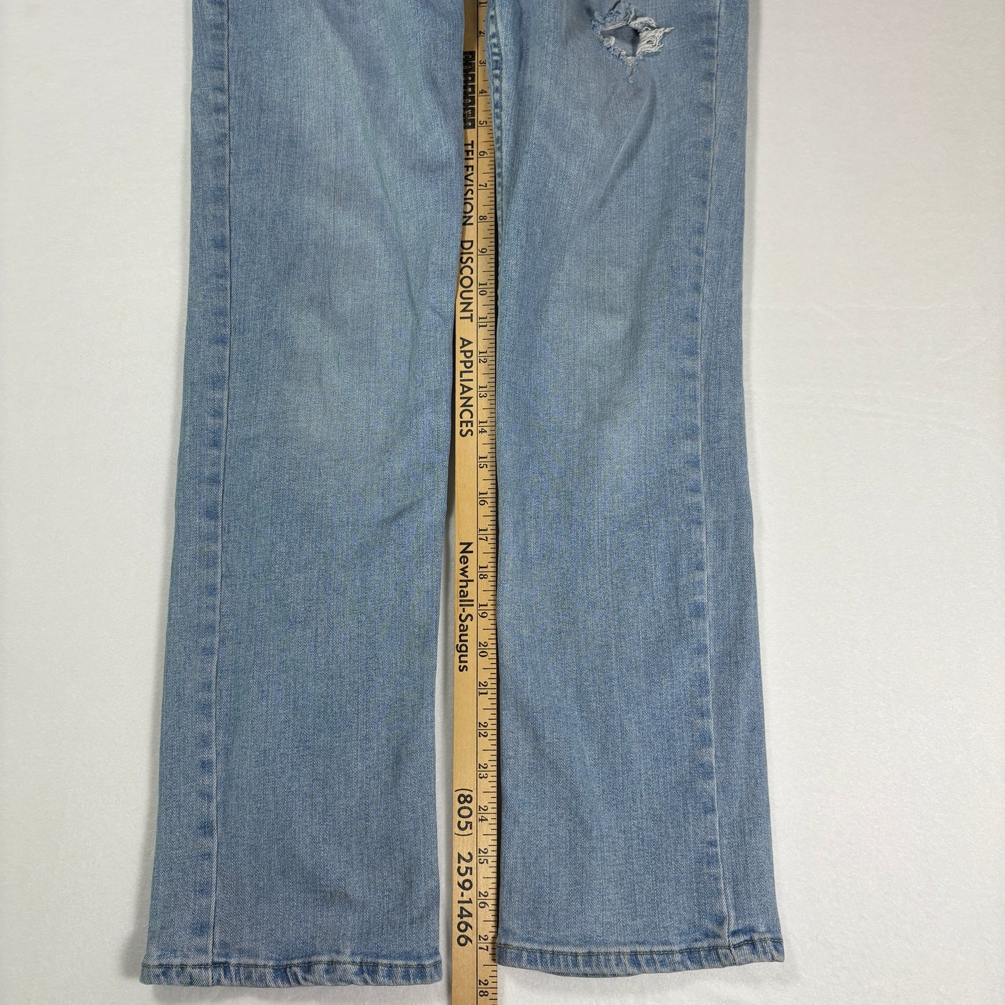 Hollister Men’s 30x30 Light Wash Distressed Jeans Ripped Denim Straight Fit