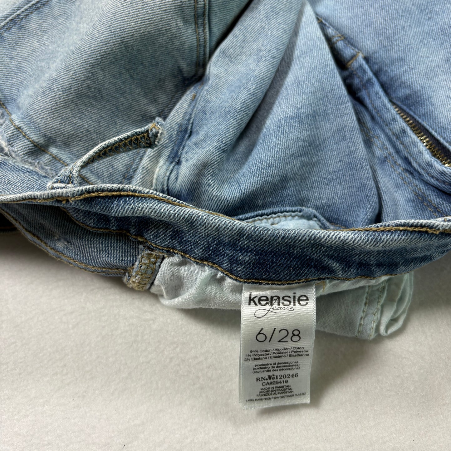 Kensie Womens Jeans 6/28 The Slim Light Wash Straight Leg Cuffed Denim Y2K