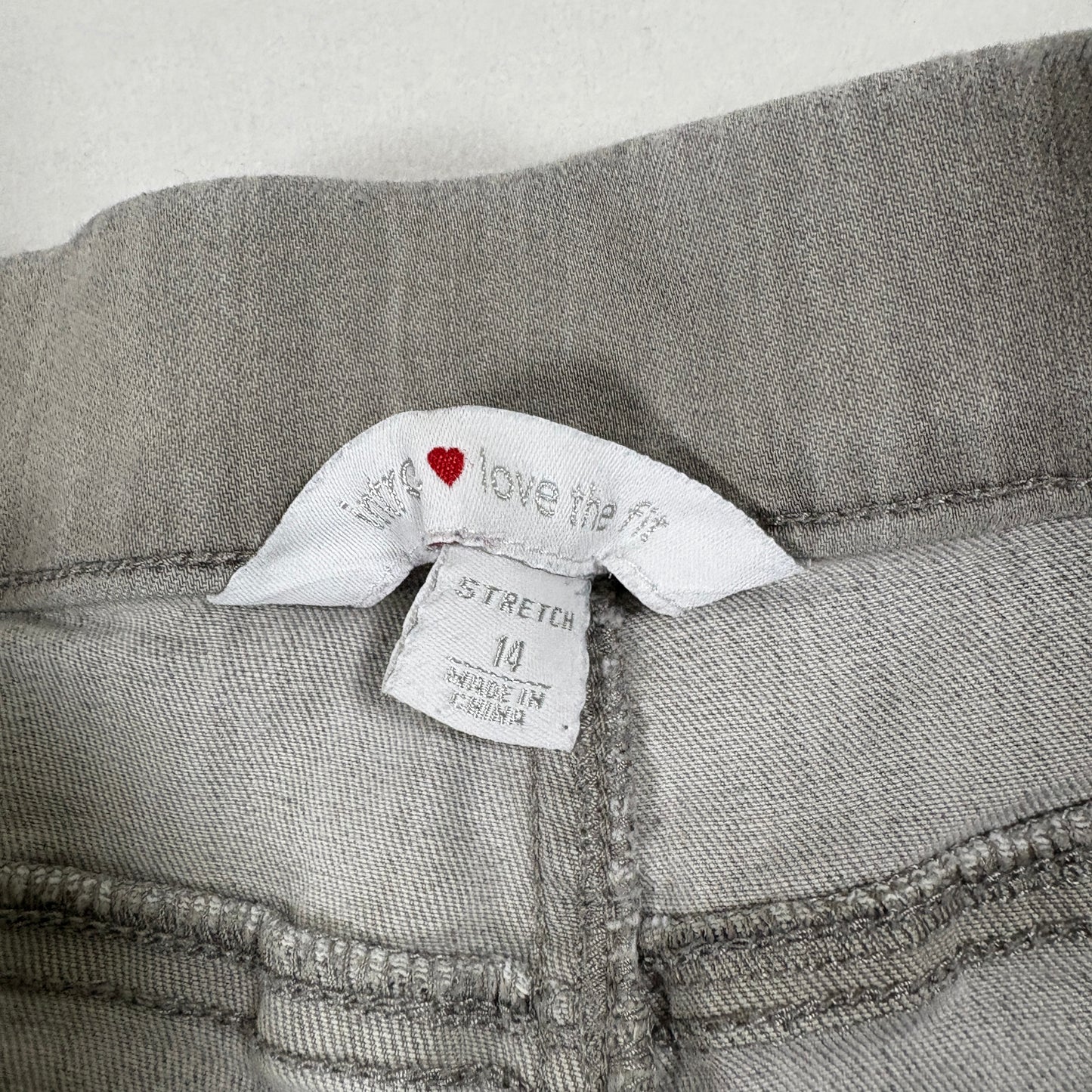 Love The Fit Womens Jeans 14 Gray Cropped Stretch Grommet Hem Y2K Vintage Capri