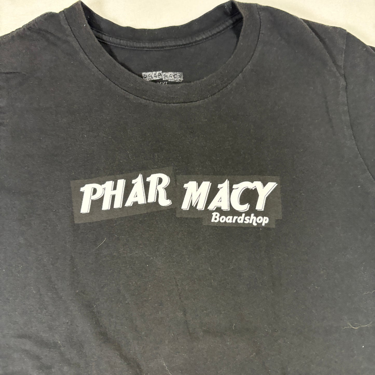 Pharmacy Boardshop Youth Mens XXL Black Graphic Tee Skate Y2K Streetwear Grunge