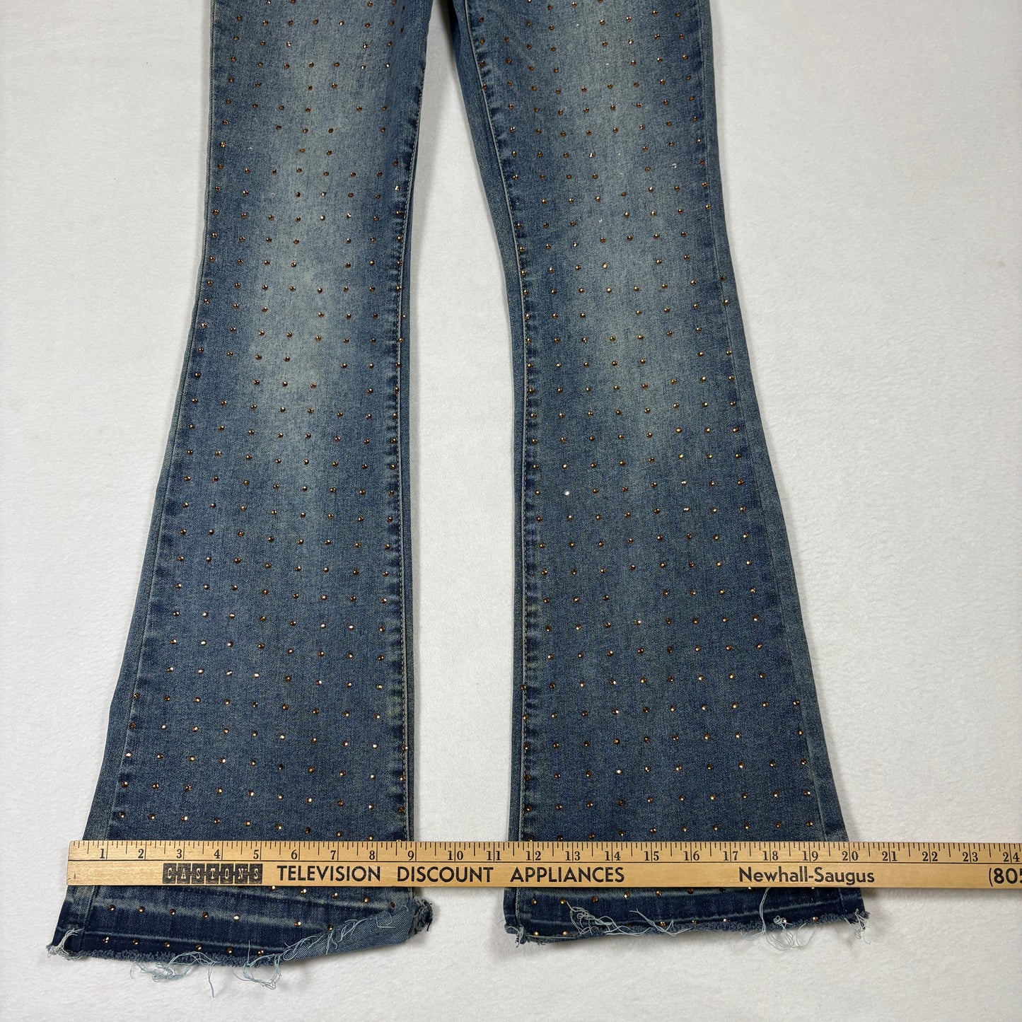 Ashley Mason Womens 7/28 Studded Jeans Blue Denim Raw Hem Y2K Vintage Grunge