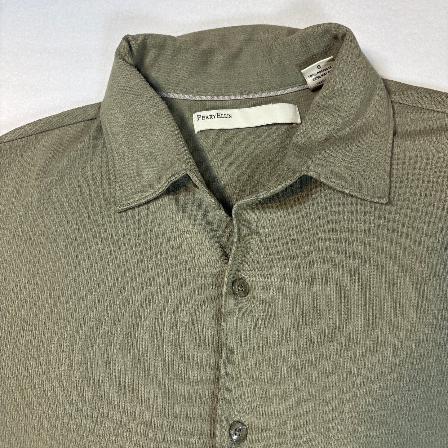Perry Ellis Mens Shirt L Green Button Front Short Sleeve Casual Camp Collar Top