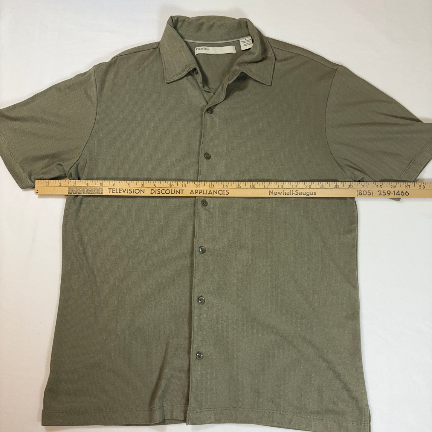 Perry Ellis Mens Shirt L Green Button Front Short Sleeve Casual Camp Collar Top