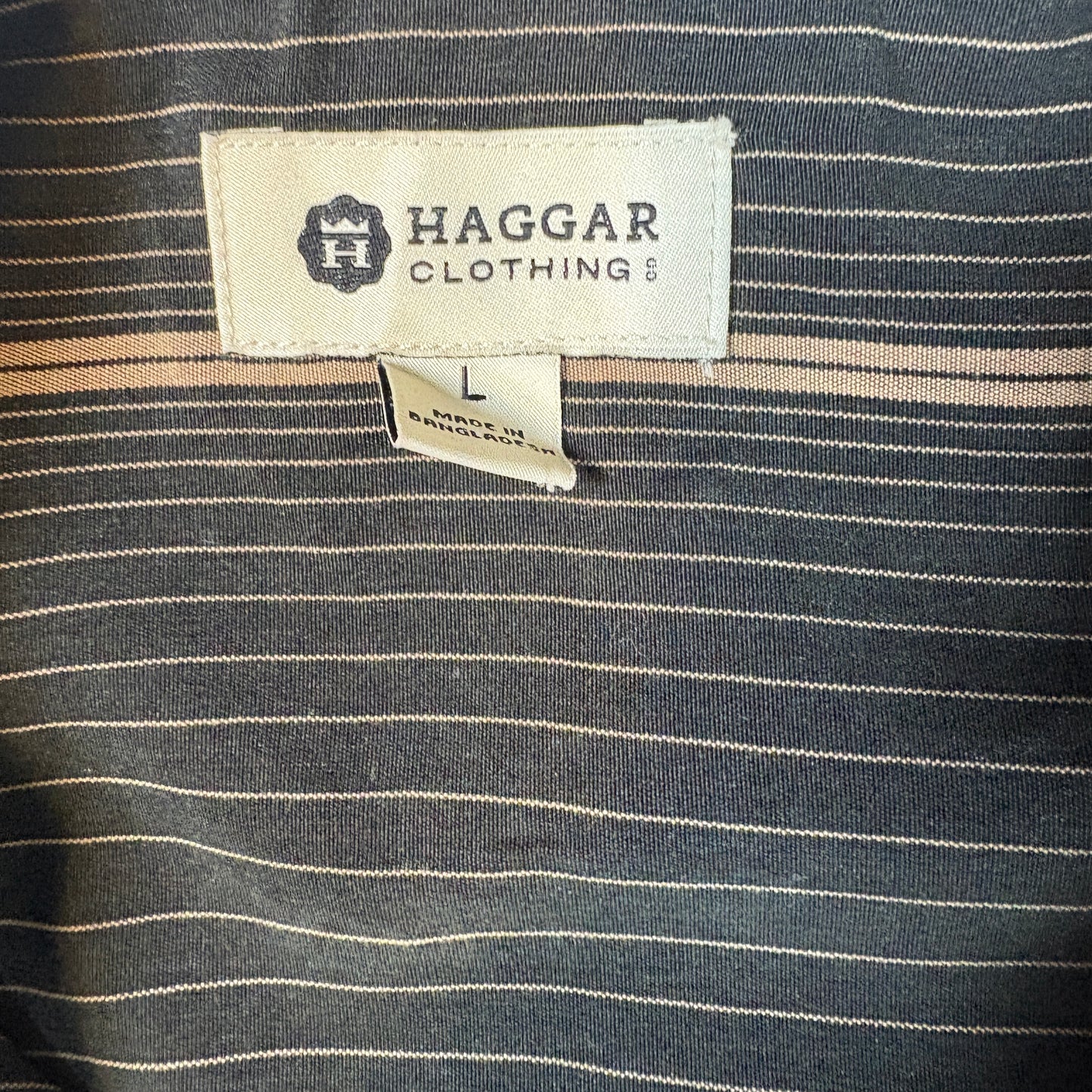 Haggar Mens Shirt L Black Beige Vertical Stripe Long Sleeve Button Front Casual