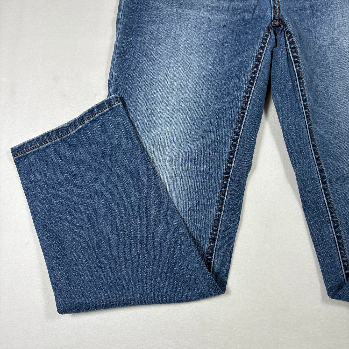 Time And Tru Womens Jeans 8 Straight Midwash Denim Y2K 90s Grunge Stretch Casual