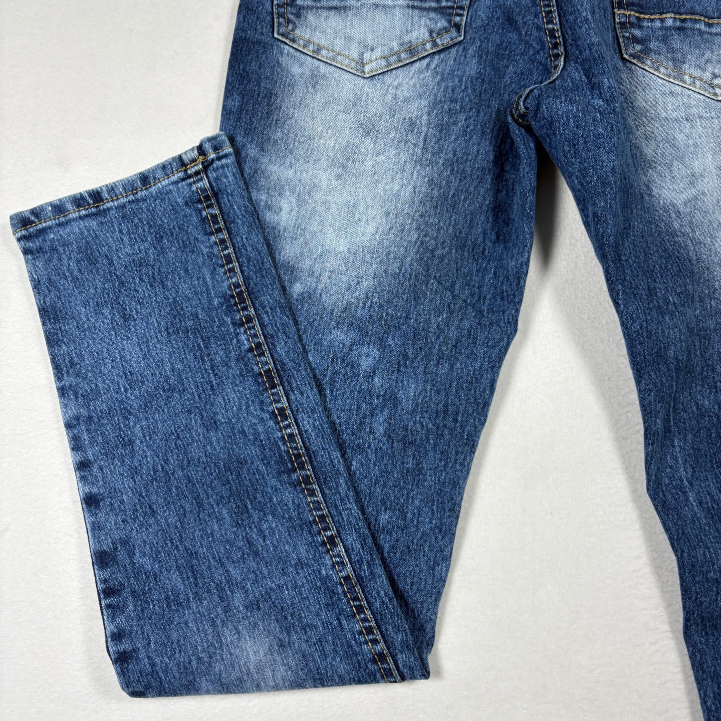 WT02 Mens Jeans 32x30 Straight Leg Blue Denim Faded Wash Y2K 90s Grunge Casual