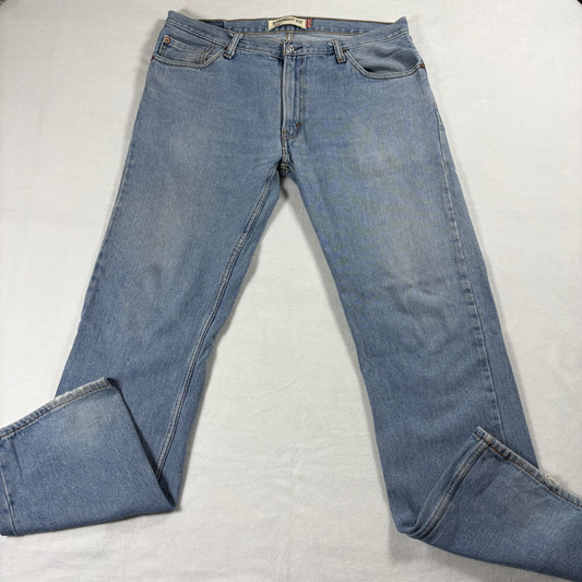 Vintage Levis 505 Jeans Mens 36x34 Straight Fit Light Wash Denim Blue Classic OG