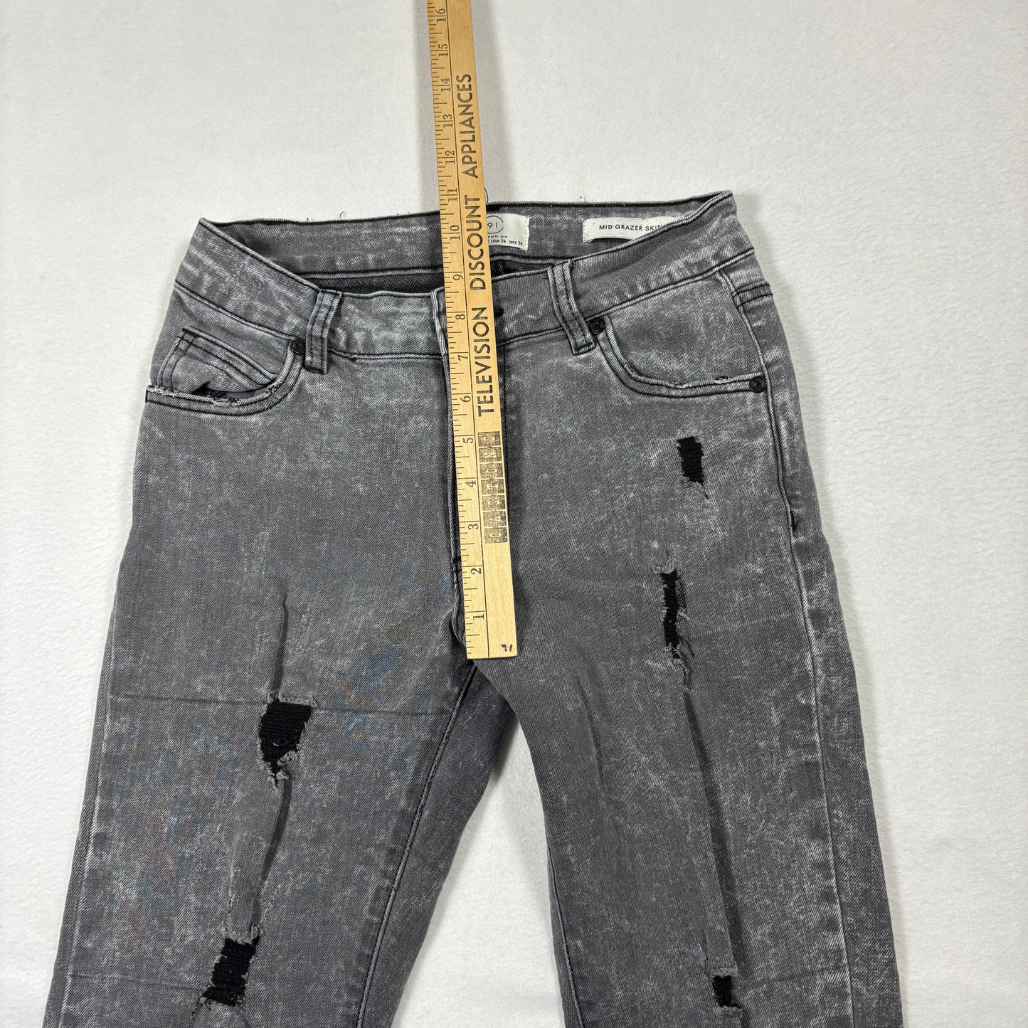Cotton On Womens Jeans 4 Mid Grazer Skinny Gray Distressed Ripped Y2K Grunge