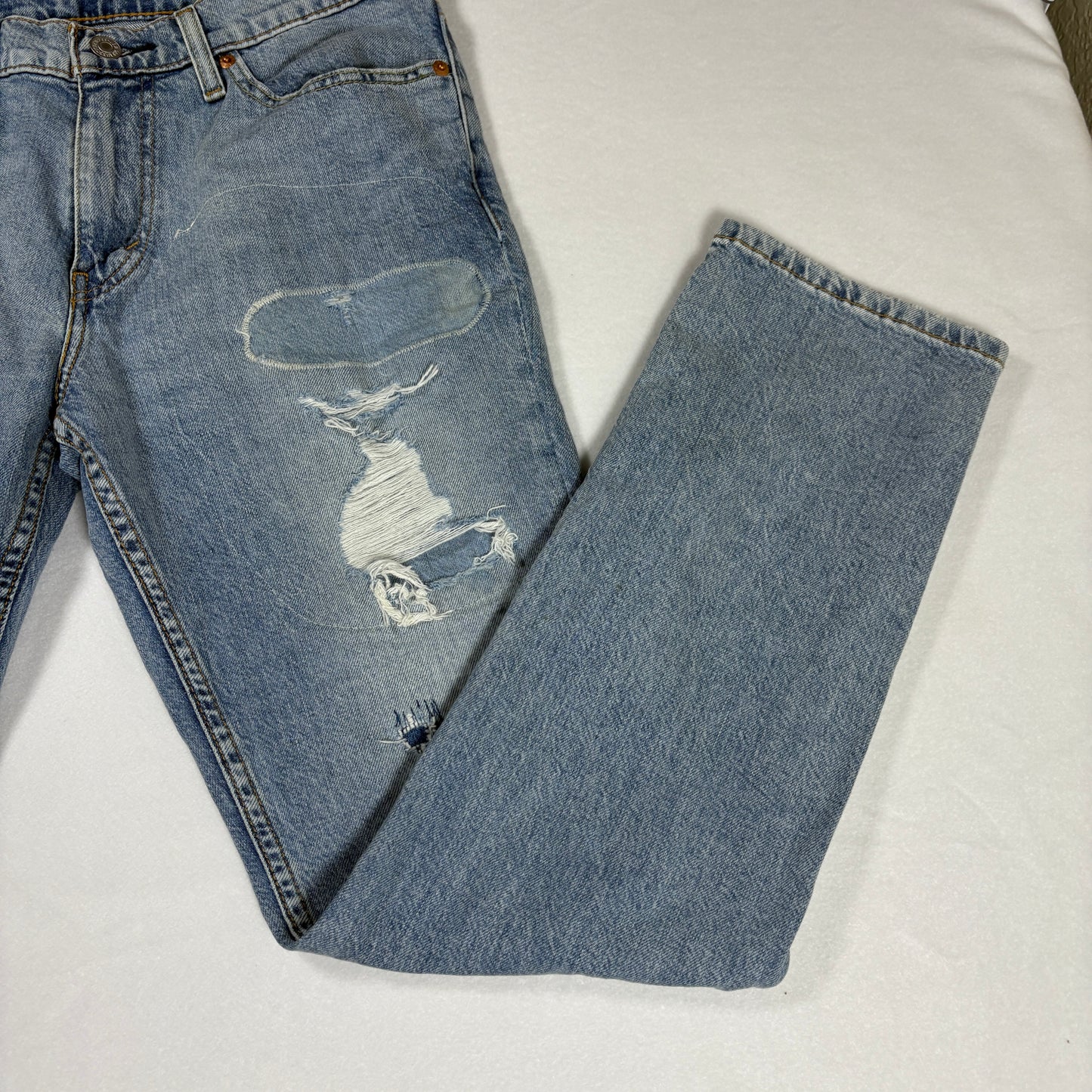 Levi’s 511 Jeans Mens 32x30 Slim Fit Light Wash Distressed Ripped Denim Pants