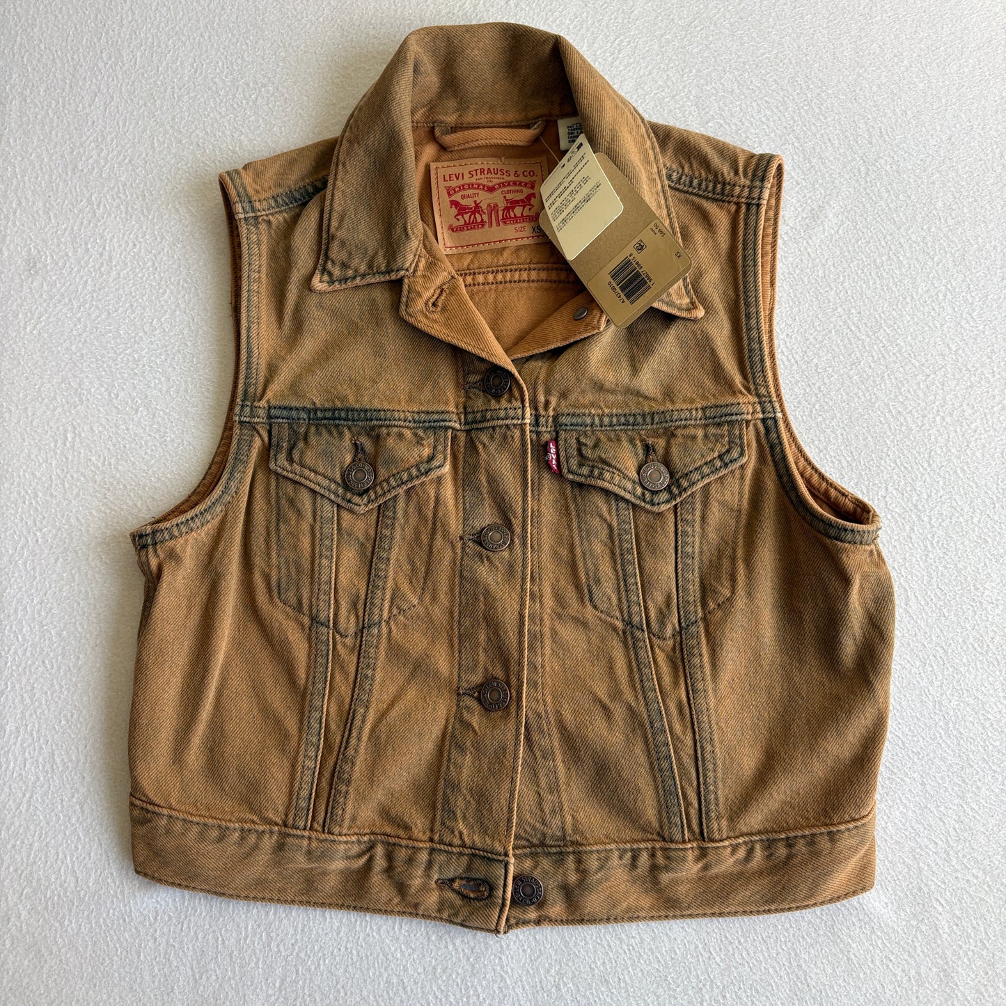 NWT Levis Womens Denim Trucker Vest Brown Garment Dye Button Front Cotton XS