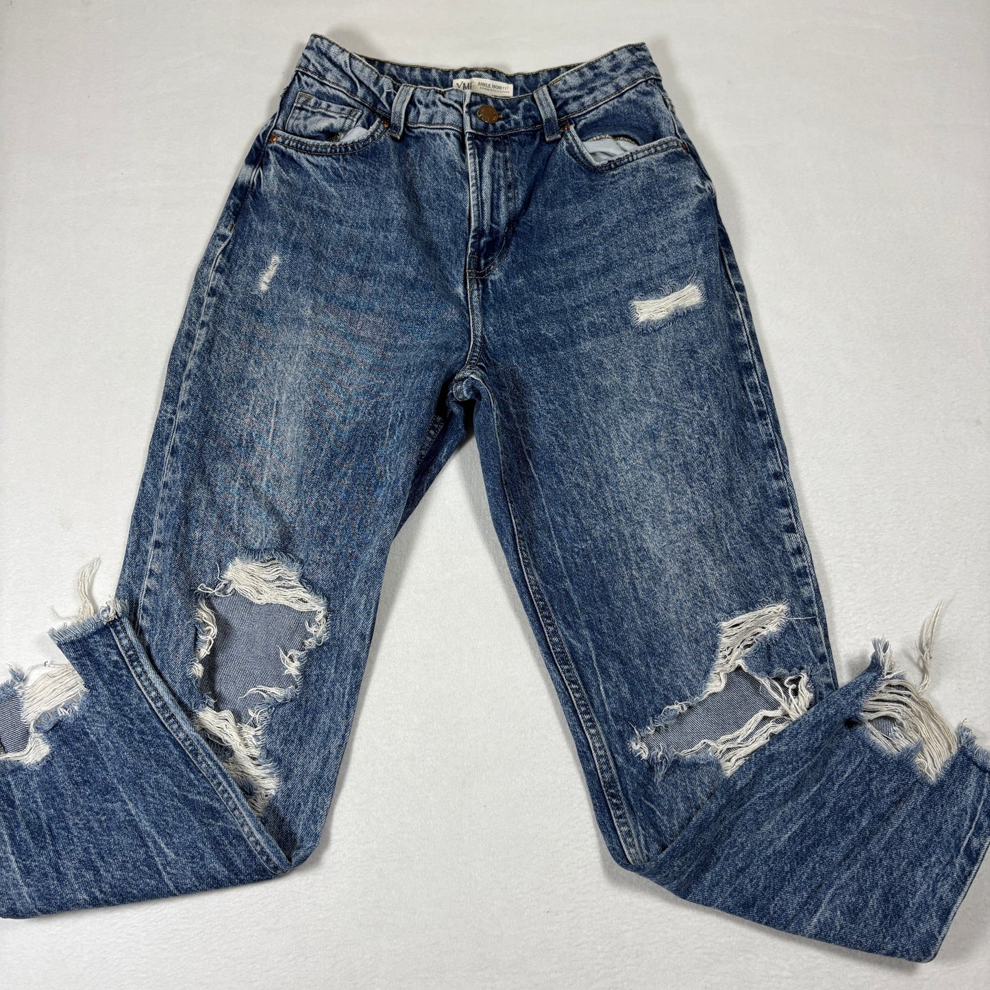 YMI Womens Mom Jeans Size 3/26 Blue Distressed Ripped Ankle Grunge Y2K Vintage