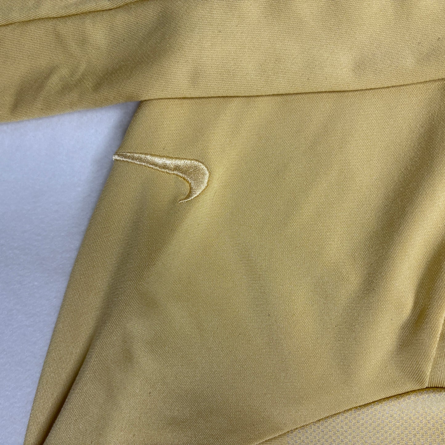 Nike Dri-Fit 1/4 Zip Pullover Mens M Yellow Long Sleeve Athletic Golf Standard Fit