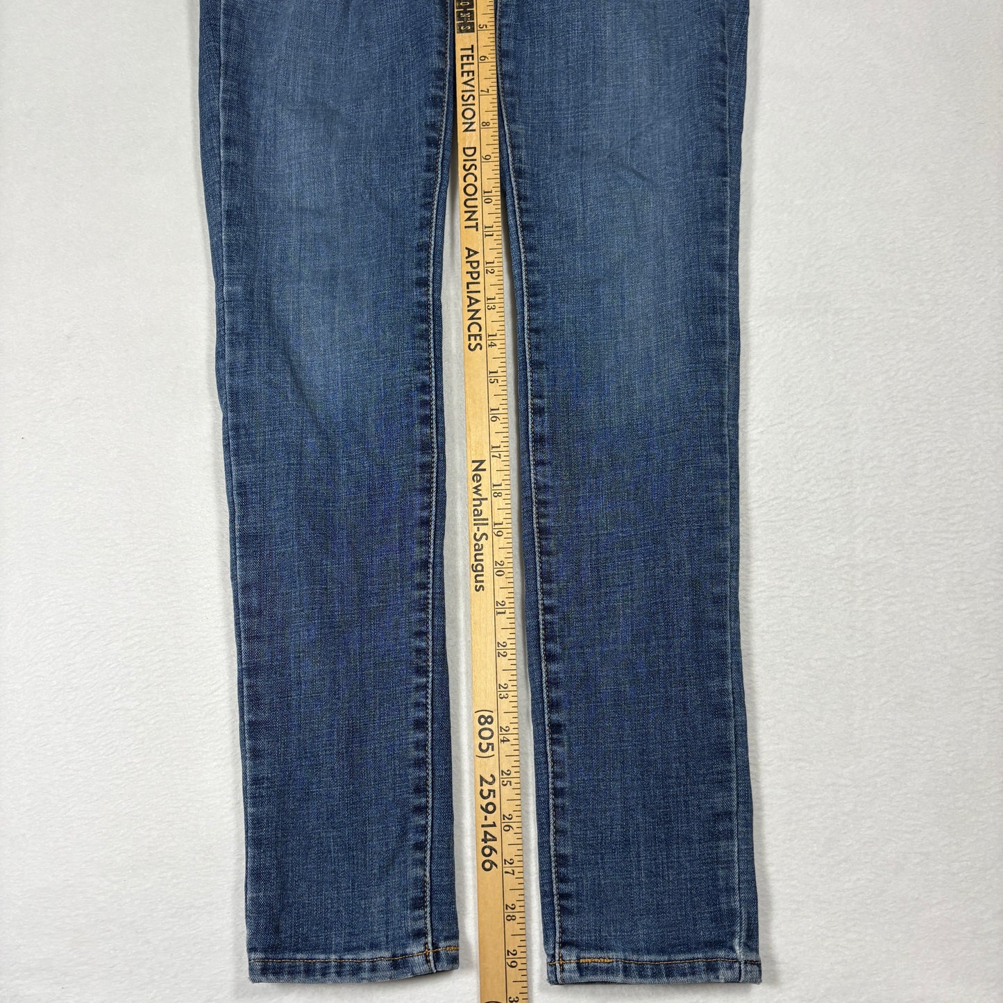 Levi’s Womens 711 Skinny Jeans Size 27x30 Blue Mid Rise Stretch Denim Y2K Slim Fit