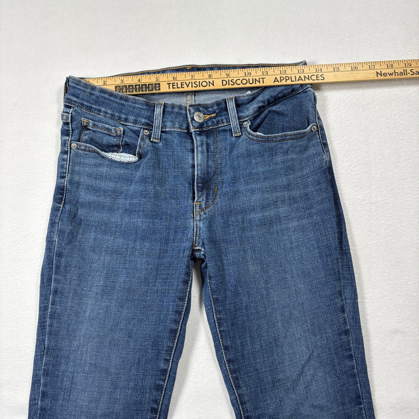 Levi’s Womens 711 Skinny Jeans Size 27x30 Blue Mid Rise Stretch Denim Y2K Slim Fit