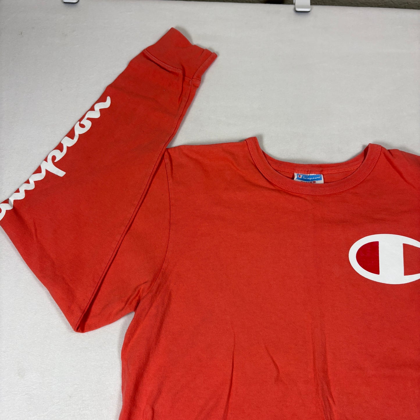 Champion Mens Long Sleeve T Shirt Size M Red Logo Spellout Graphic Tee Y2K Streetwear