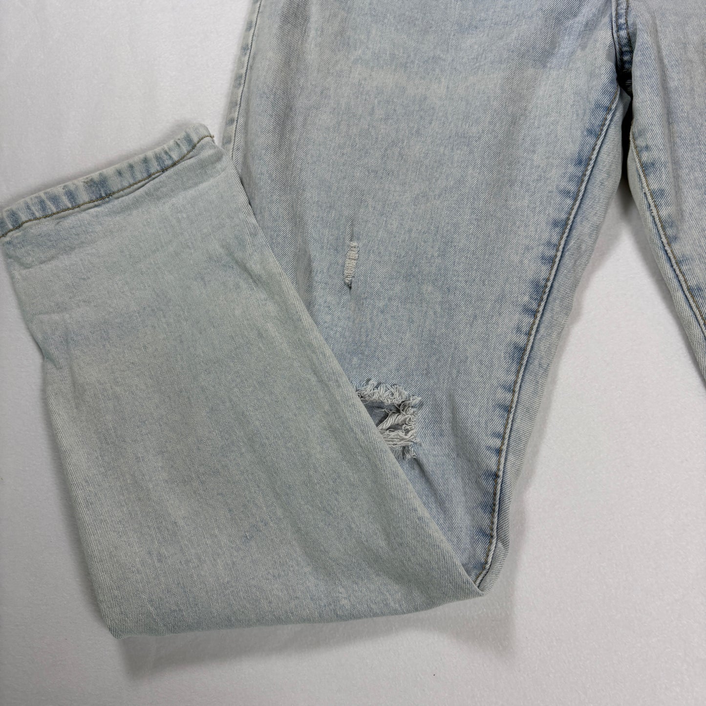 Cotton On Stretch Mom Jeans Women’s 10 Light Wash Baggy High Rise Distressed Denim