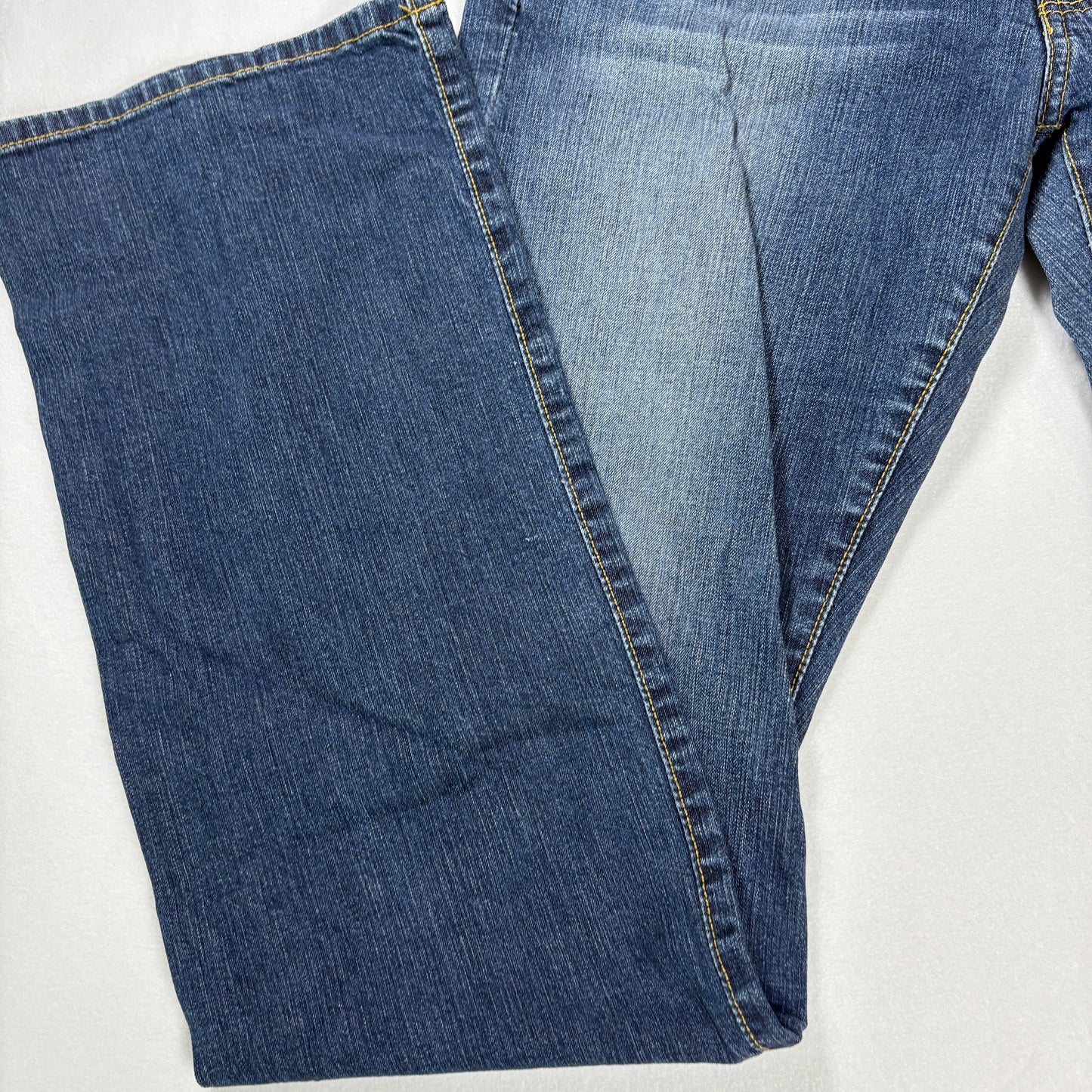 Lacoste Men’s Jeans 40 Dark Wash Denim Straight Leg Croc Logo Embroidered Pockets