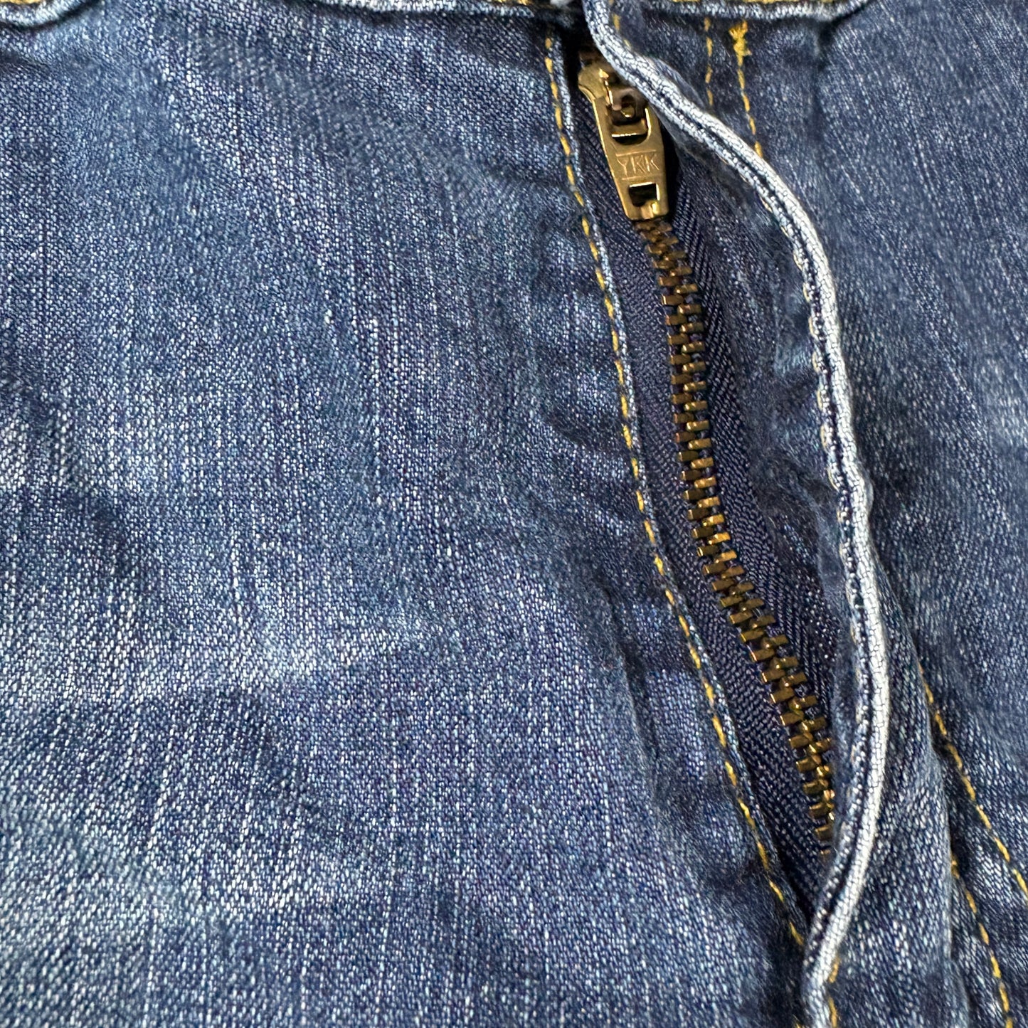 Lacoste Men’s Jeans 40 Dark Wash Denim Straight Leg Croc Logo Embroidered Pockets