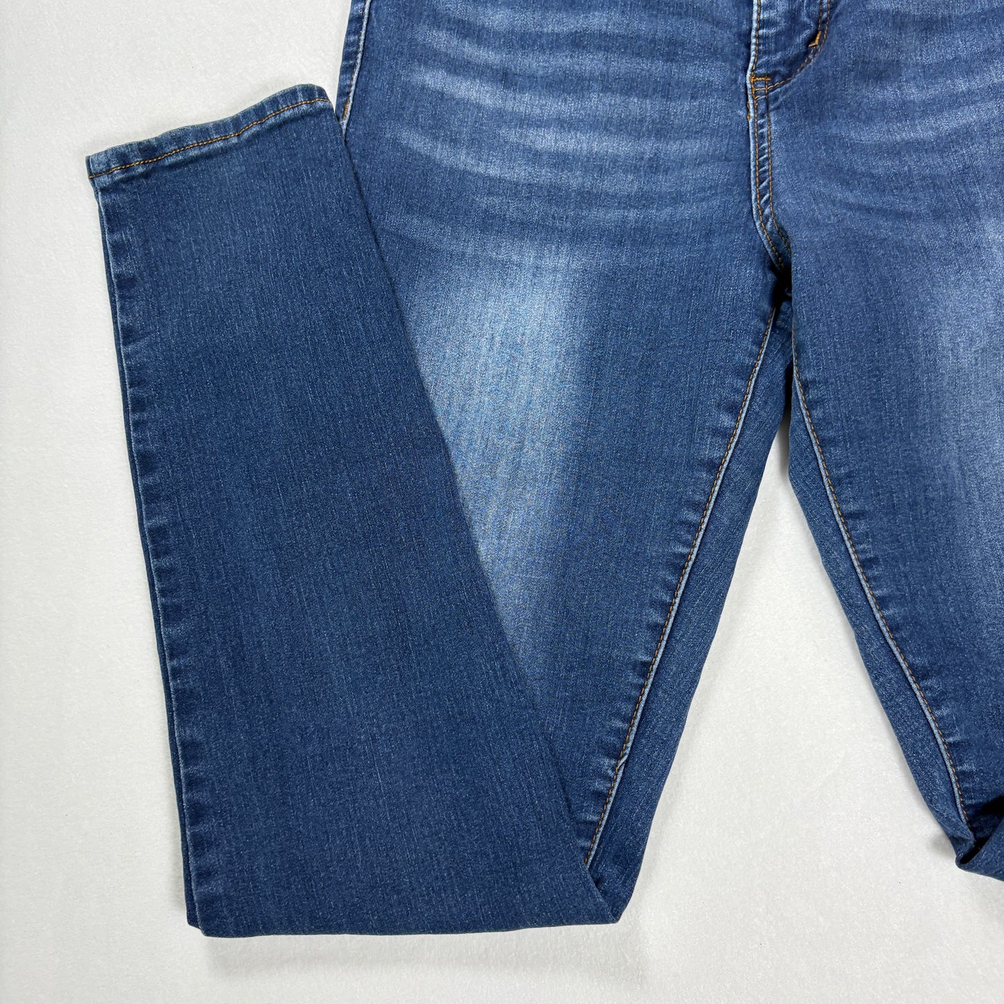 !iT Helena High Rise Skinny Jeans Women’s 8 Medium Wash Stretch Slim Fit Denim