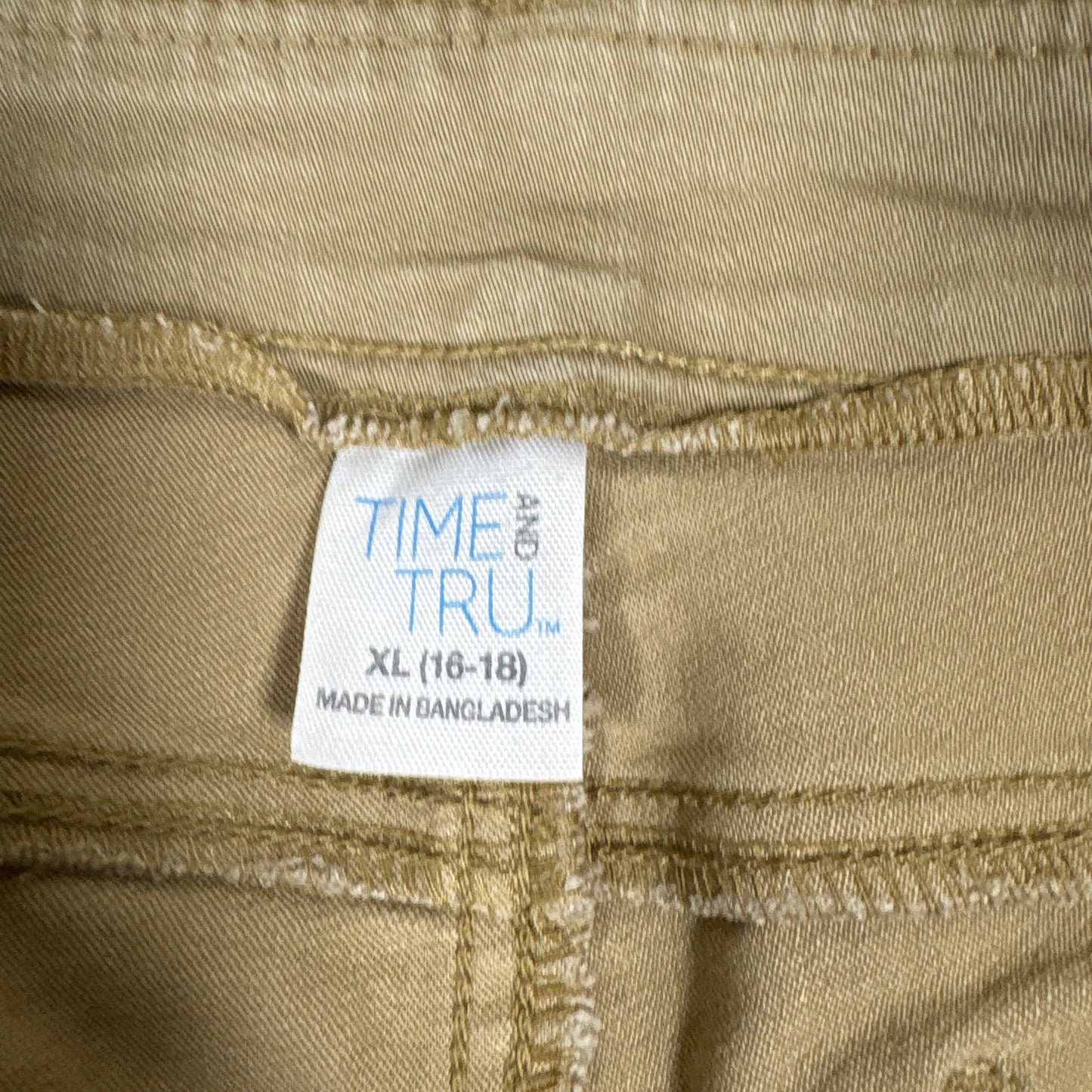 Time and Tru Womens Capri Pants XL 16-18 Khaki Stretch Cropped Casual Plus Size