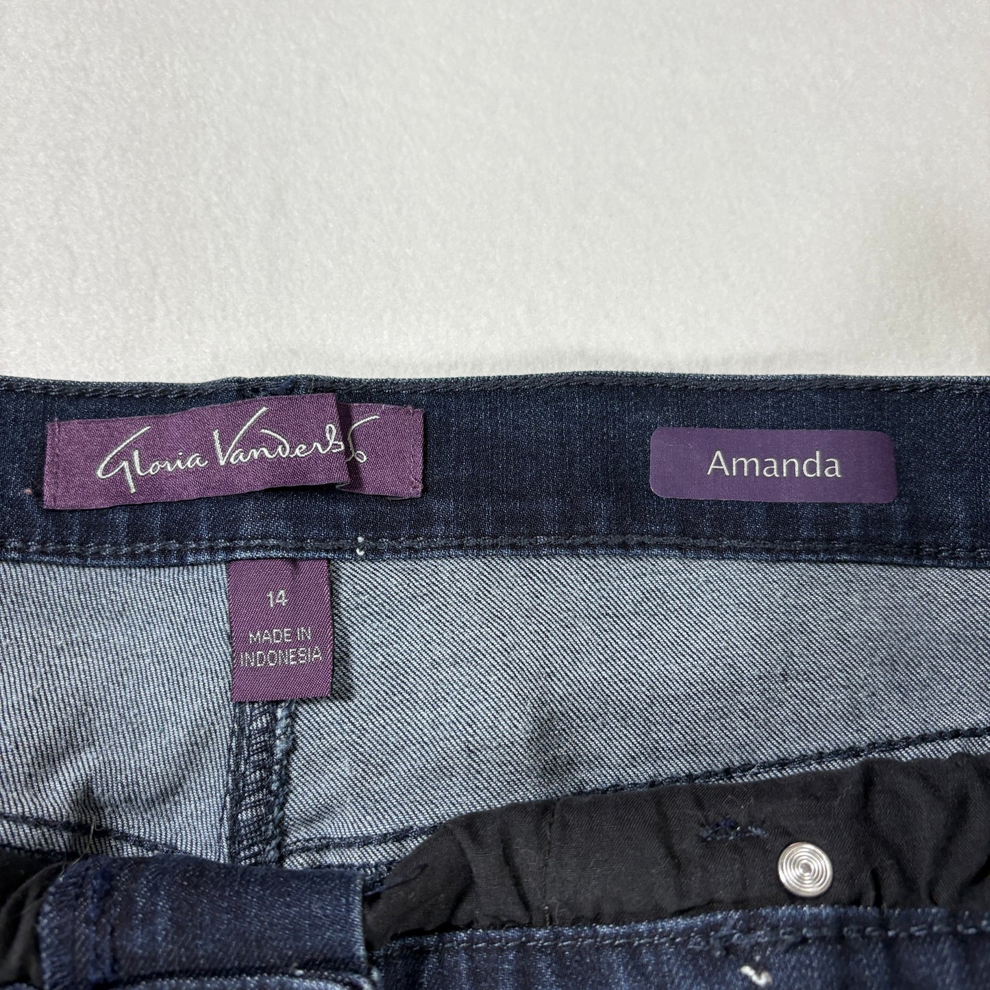 Gloria Vanderbilt Amanda Jeans Women’s 14 Dark Wash Classic Tapered High Rise Denim
