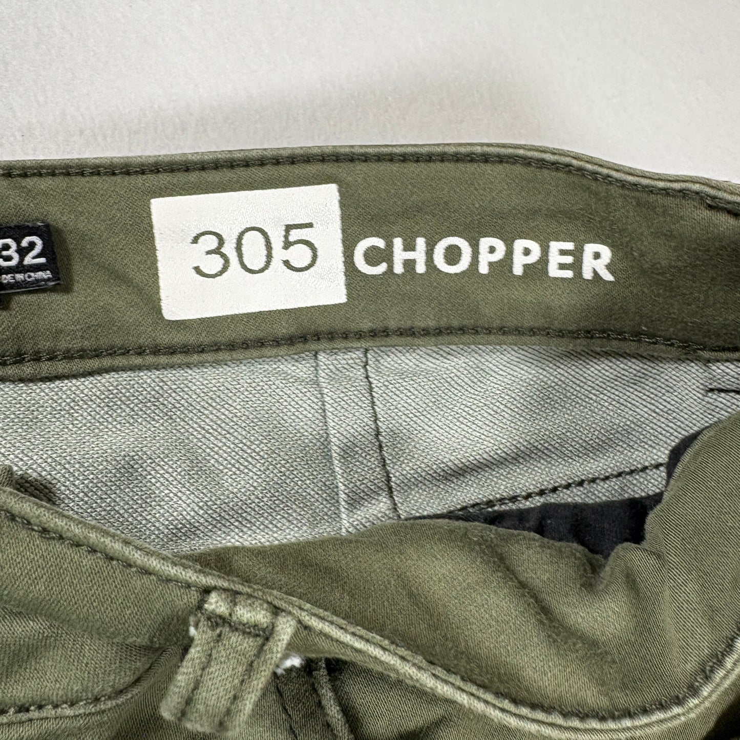 Ezekiel 305 Chino Pants Mens 32x32 Olive Green Casual Straight Leg Baggy Streetwear