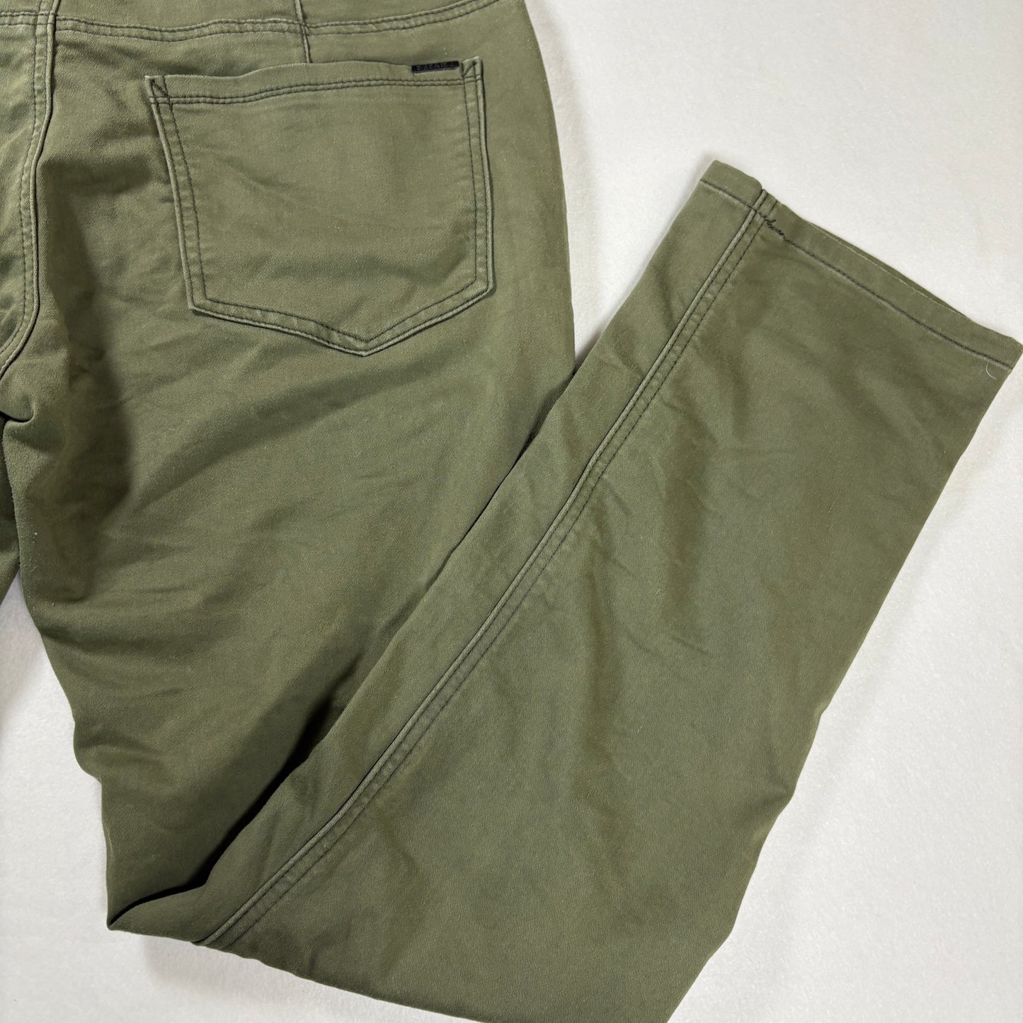 Ezekiel 305 Chino Pants Mens 32x32 Olive Green Casual Straight Leg Baggy Streetwear