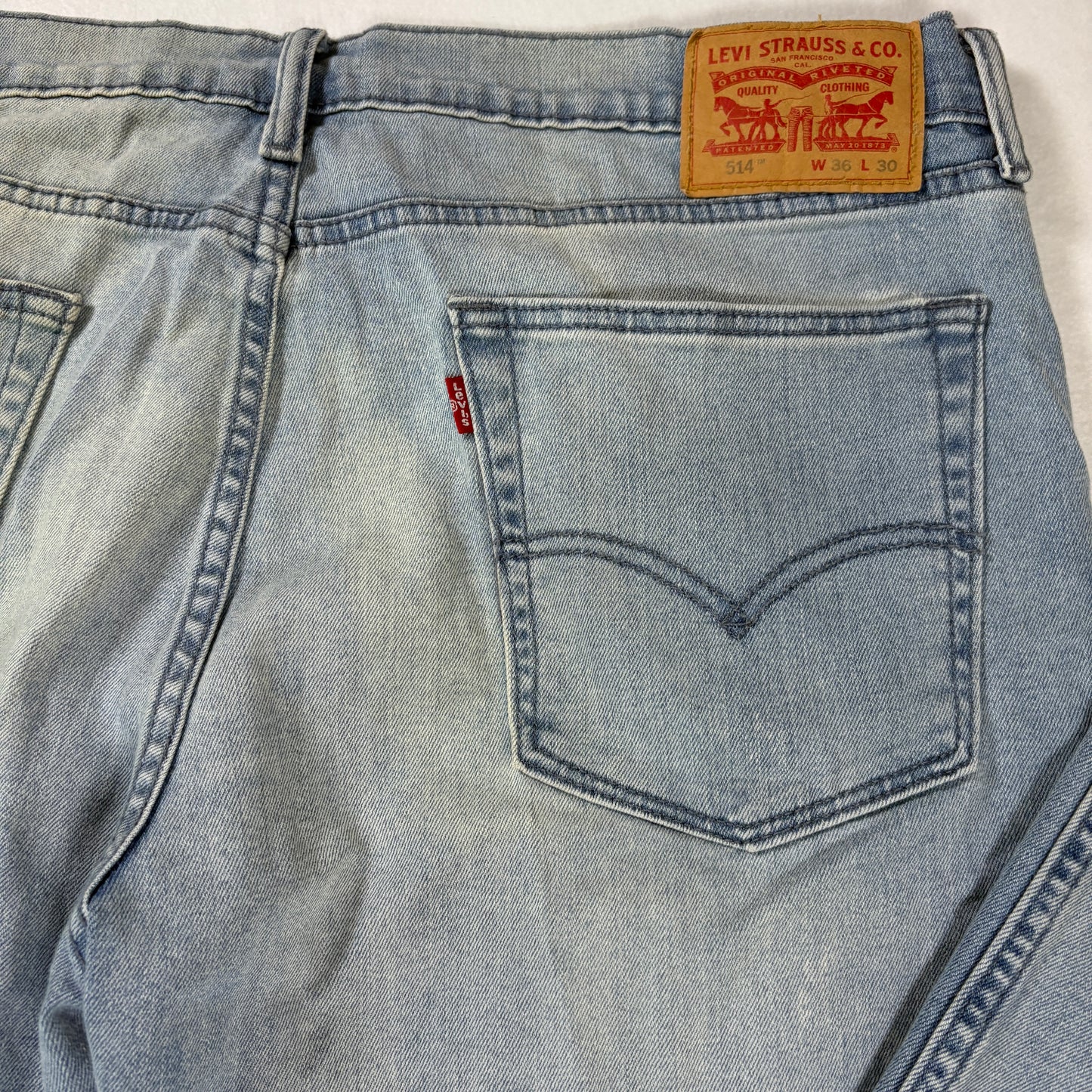 Jeans Levi’s 514 Men’s 36x30 Straight Leg Light Wash Denim Classic Casual