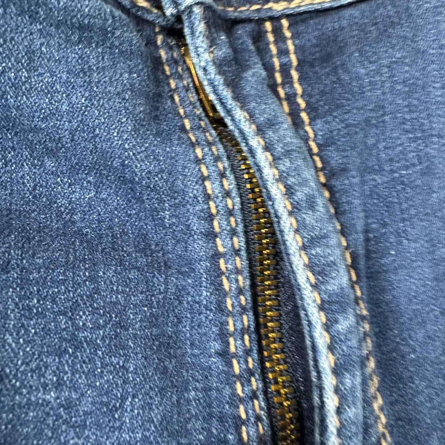 Aura Wrangler Jeans Women’s Bootcut Dark Wash Denim Mid Rise Stretch Blue