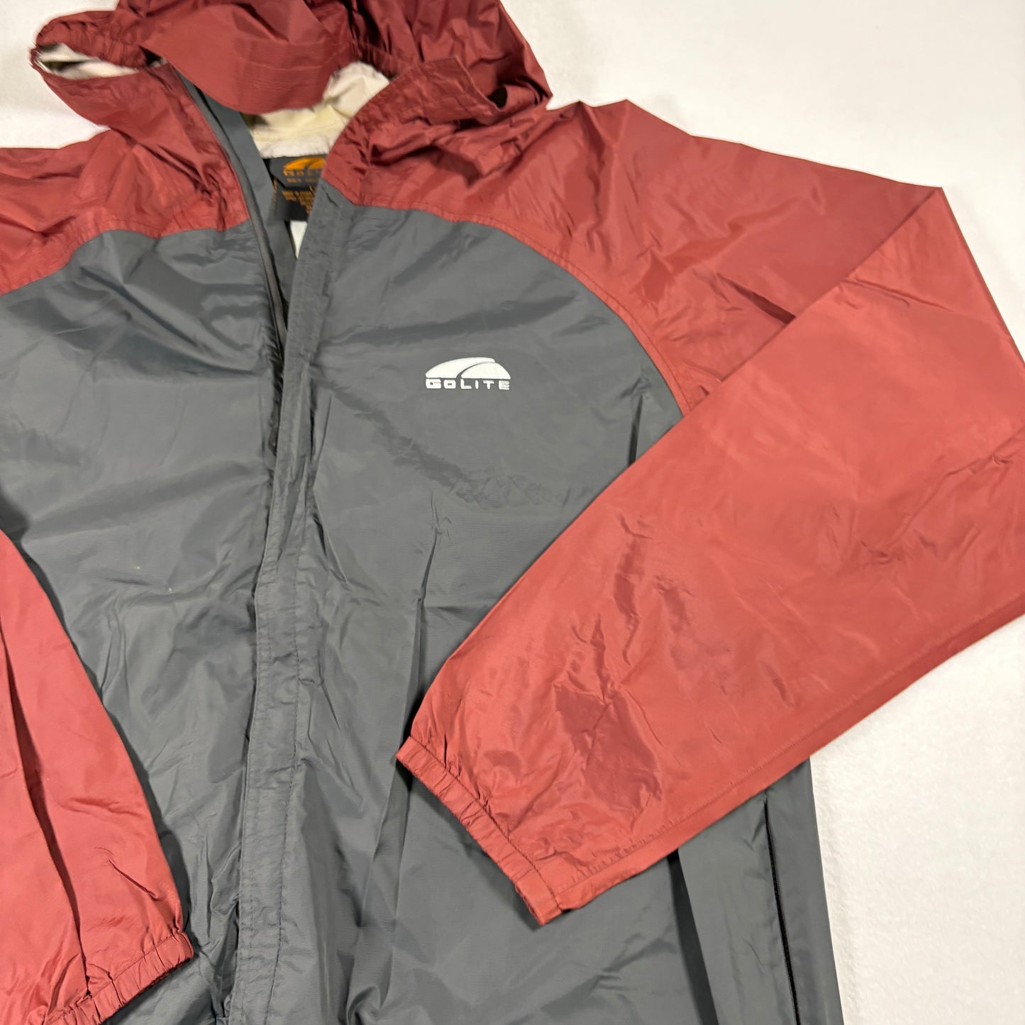 GoLite Mens Jacket L Gray Red Hooded Lightweight Nylon Windbreaker Hiking Outdoor