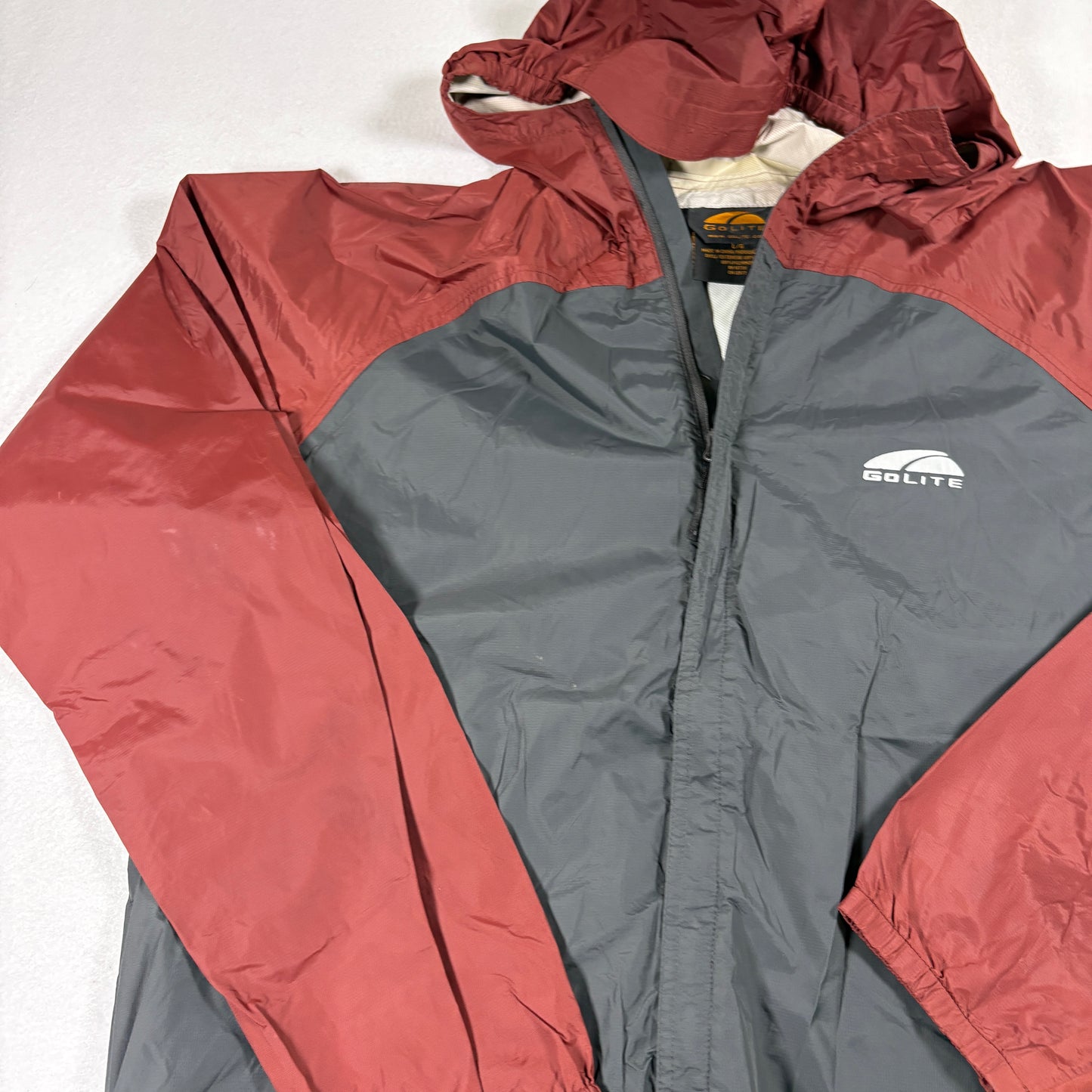 GoLite Mens Jacket L Gray Red Hooded Lightweight Nylon Windbreaker Hiking Outdoor