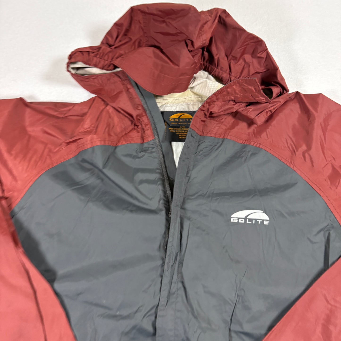 GoLite Mens Jacket L Gray Red Hooded Lightweight Nylon Windbreaker Hiking Outdoor