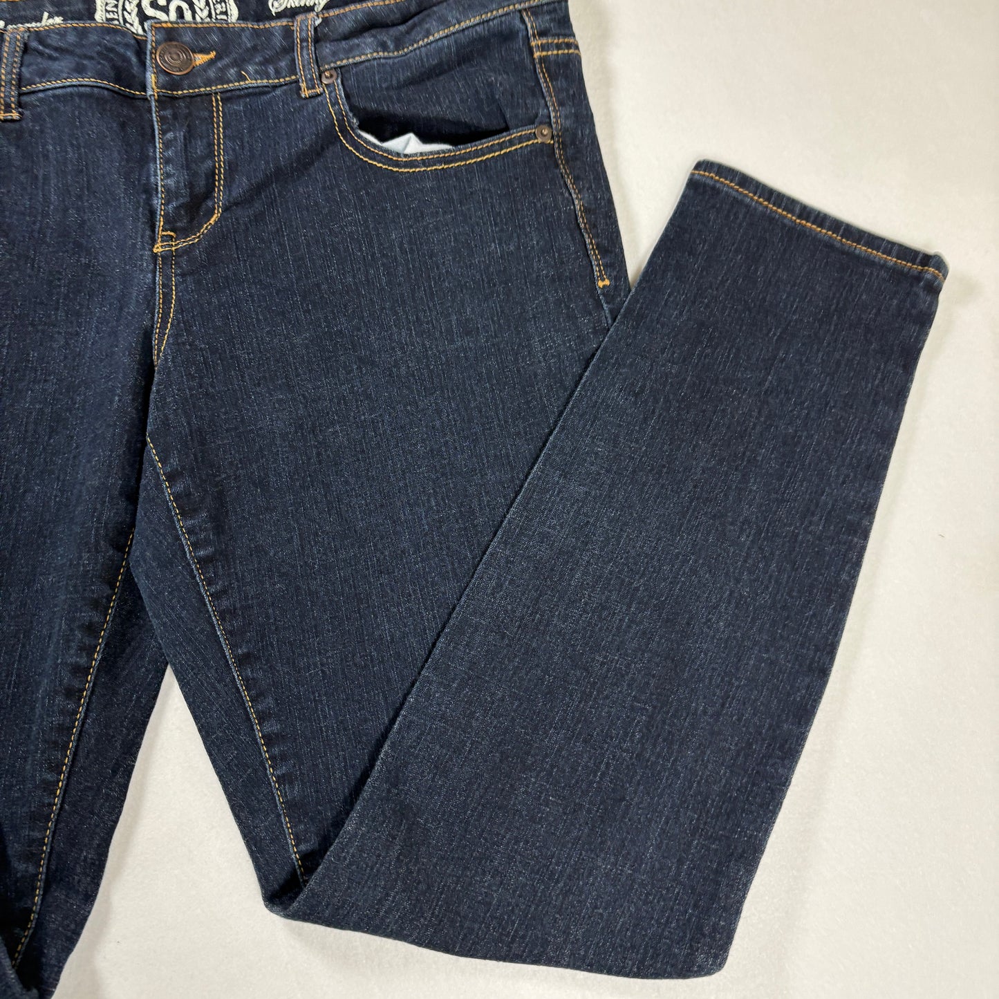 SO Jeans Women’s 17 Regular Dark Wash Skinny Stretch Denim Mid Rise