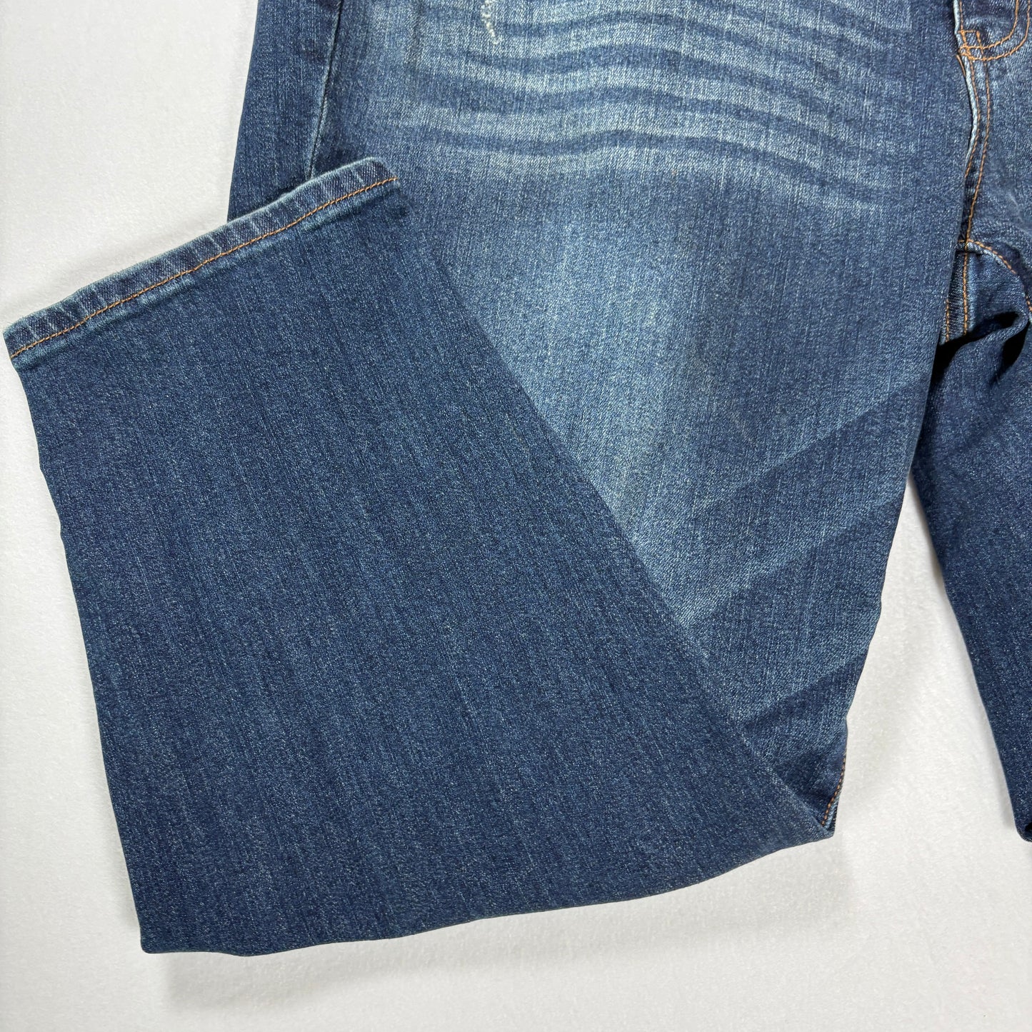 Time and Tru Jeans Women’s 20 Blue Mid Rise Distressed Straight Leg Denim