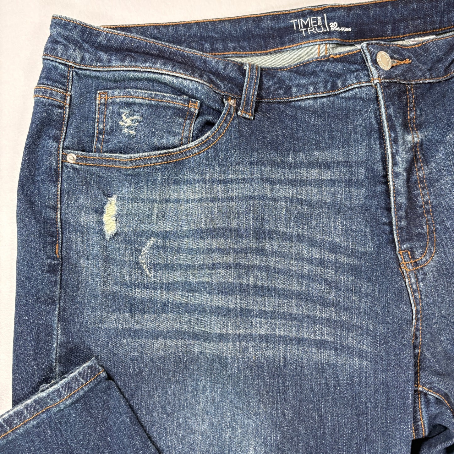 Time and Tru Jeans Women’s 20 Blue Mid Rise Distressed Straight Leg Denim