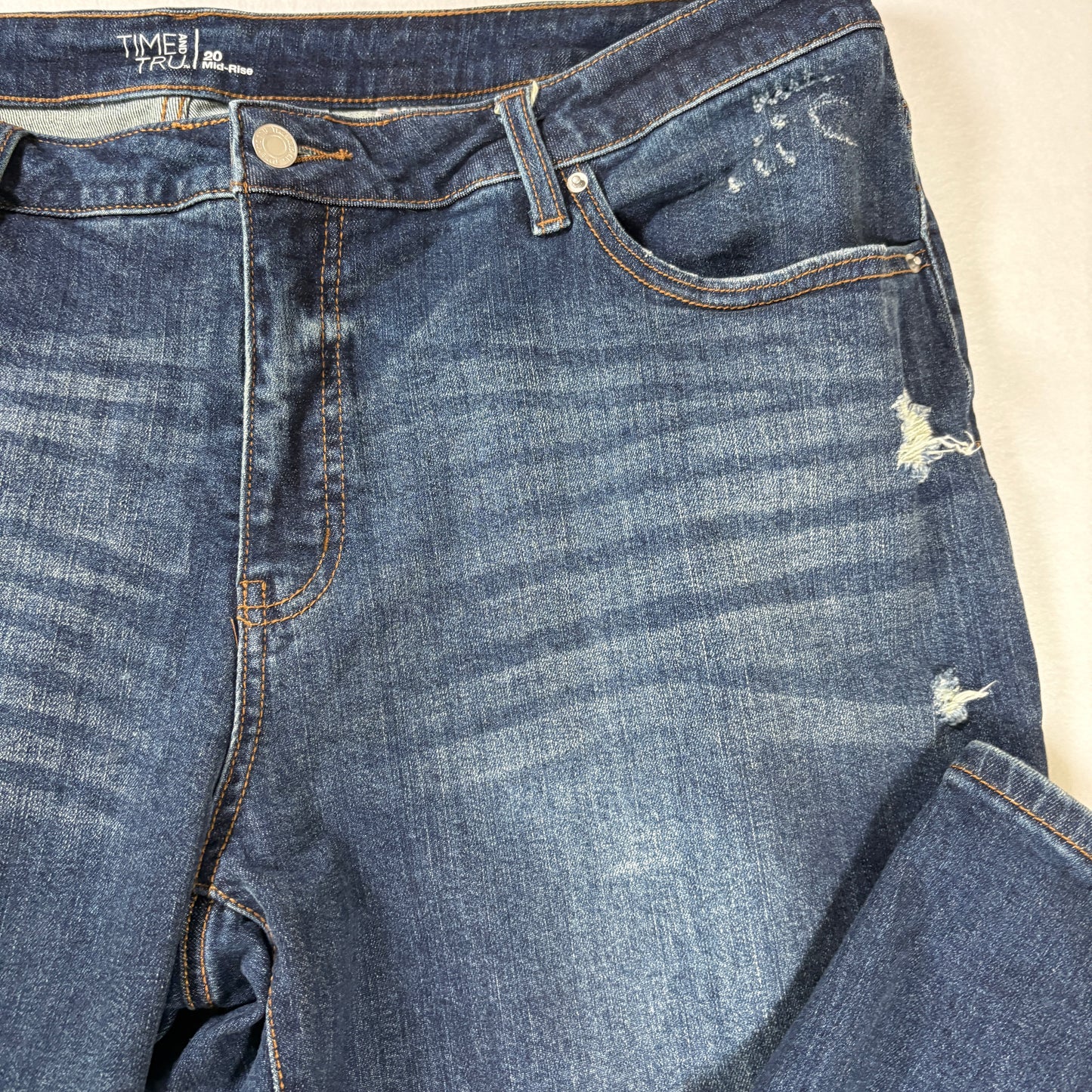 Time and Tru Jeans Women’s 20 Blue Mid Rise Distressed Straight Leg Denim