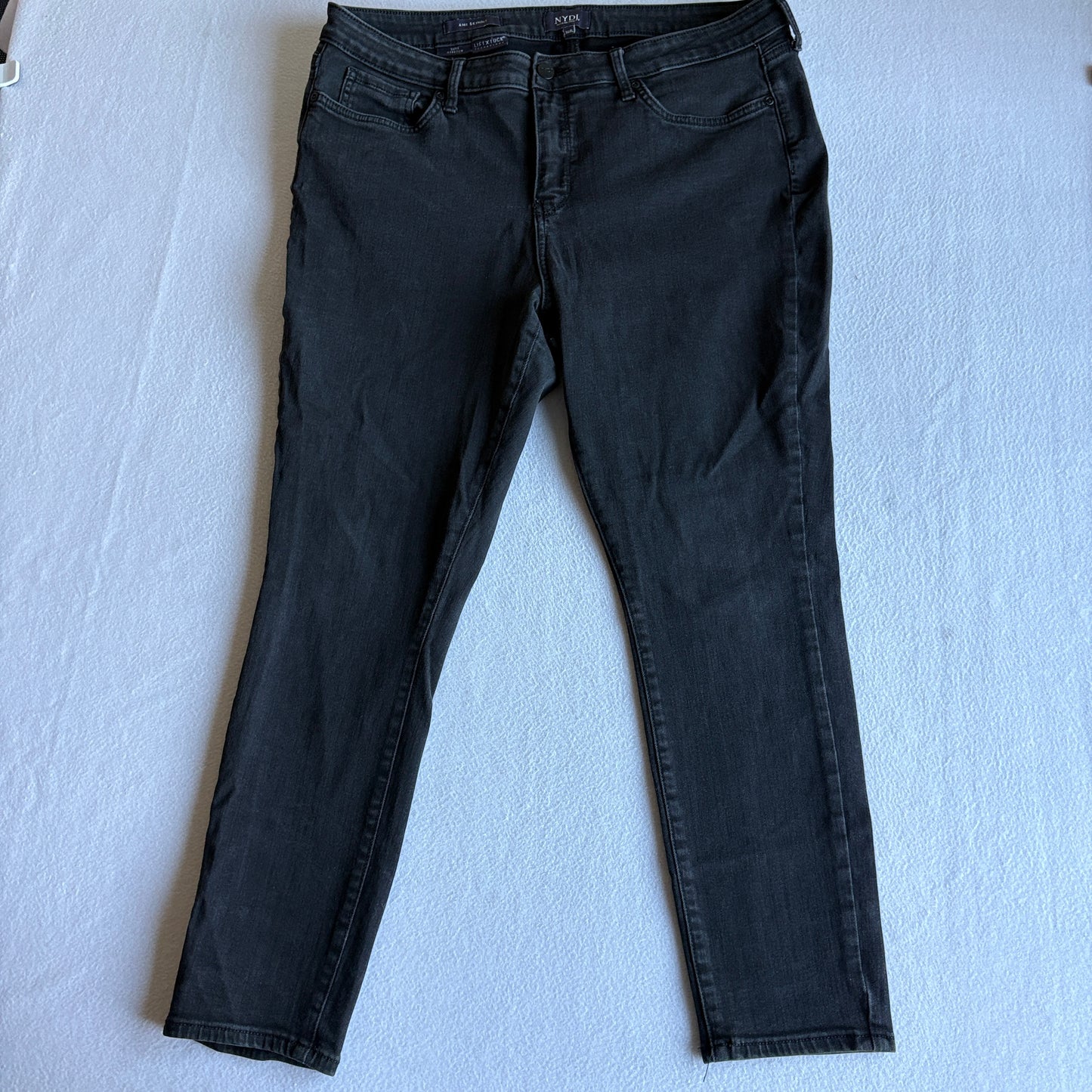NYDJ Ami Skinny Womens 16P Black Lift Tuck Stretch Slim Jeans Petite Dark Wash