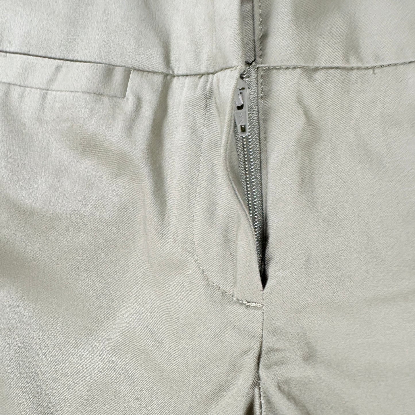 Tommy Hilfiger Women’s Dress Pants Khaki Beige Straight Leg Size 6 NWT