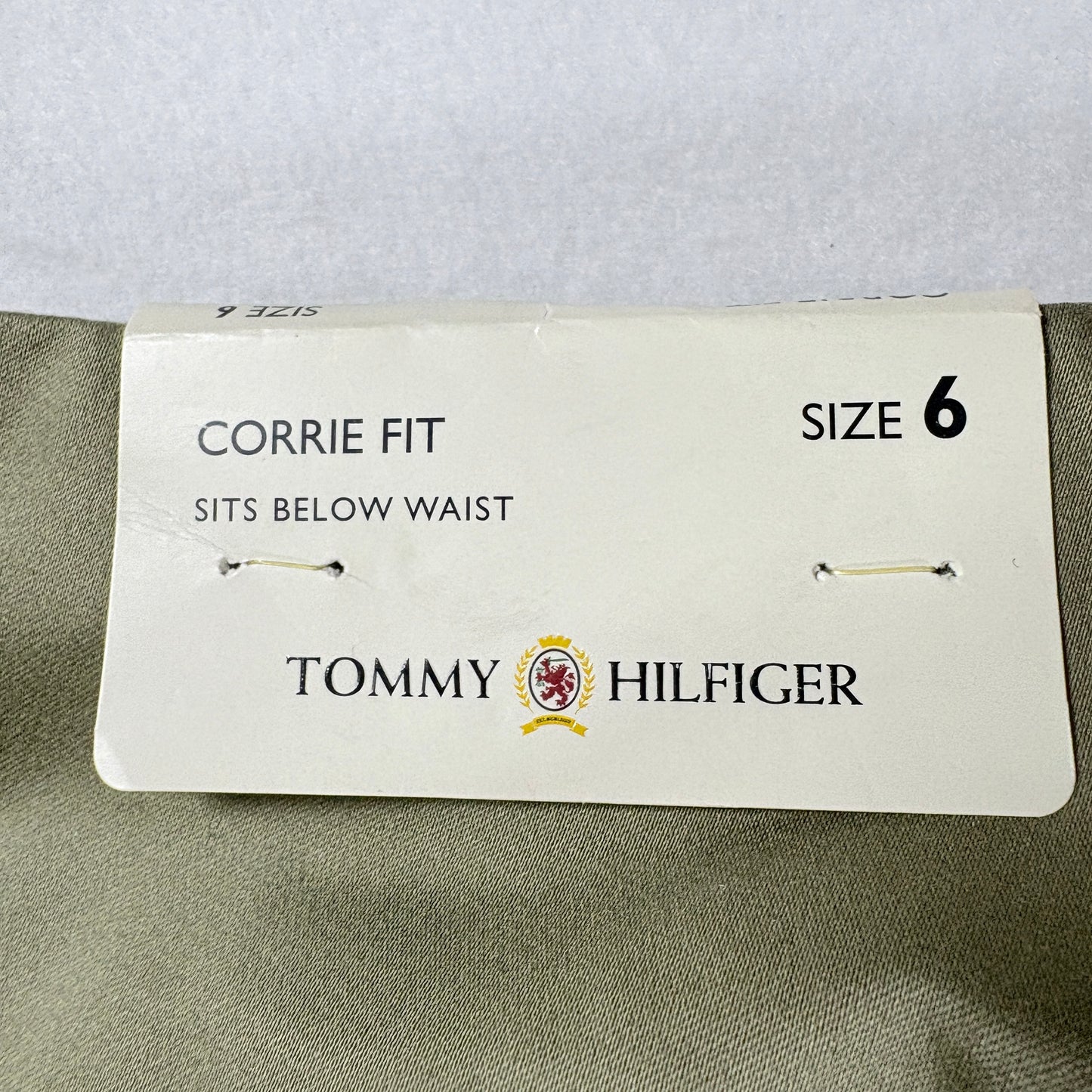 Tommy Hilfiger Women’s Dress Pants Khaki Beige Straight Leg Size 6 NWT