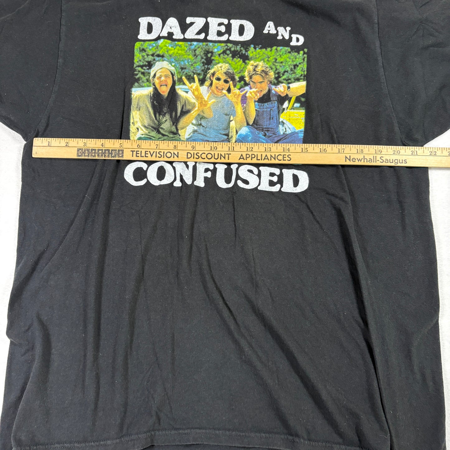 Dazed and Confused Mens XL T Shirt Black Graphic Tee Ripple Junction 90s Grunge