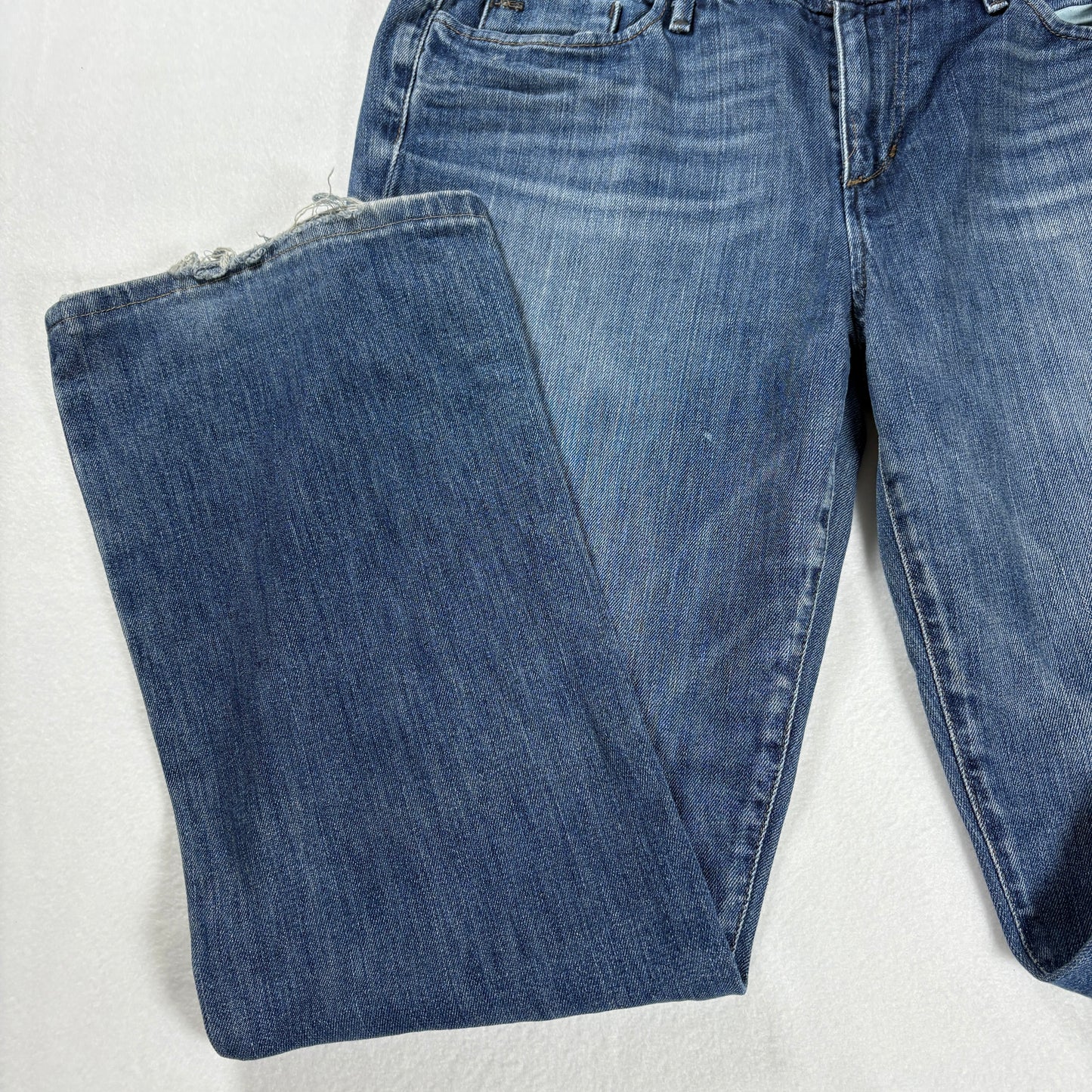 Joe’s Jeans Men’s Provocateur Fit Blue Denim Distressed Raw Hem W32