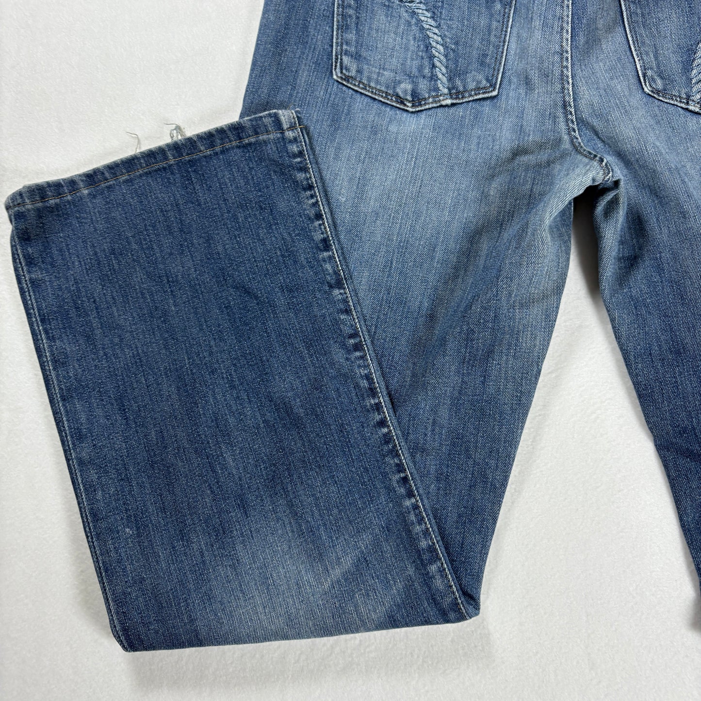 Joe’s Jeans Men’s Provocateur Fit Blue Denim Distressed Raw Hem W32