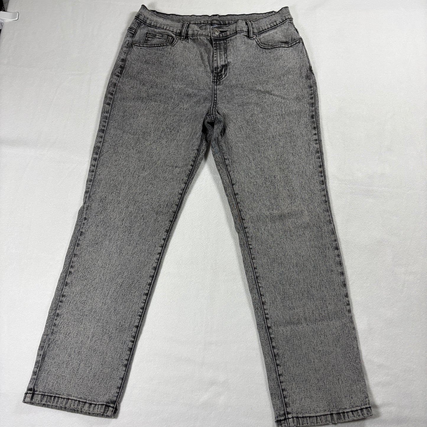 DG2 Jeans Womens Size 10P Gray Vintage Style Straight Retro Look Denim Y2K Retro